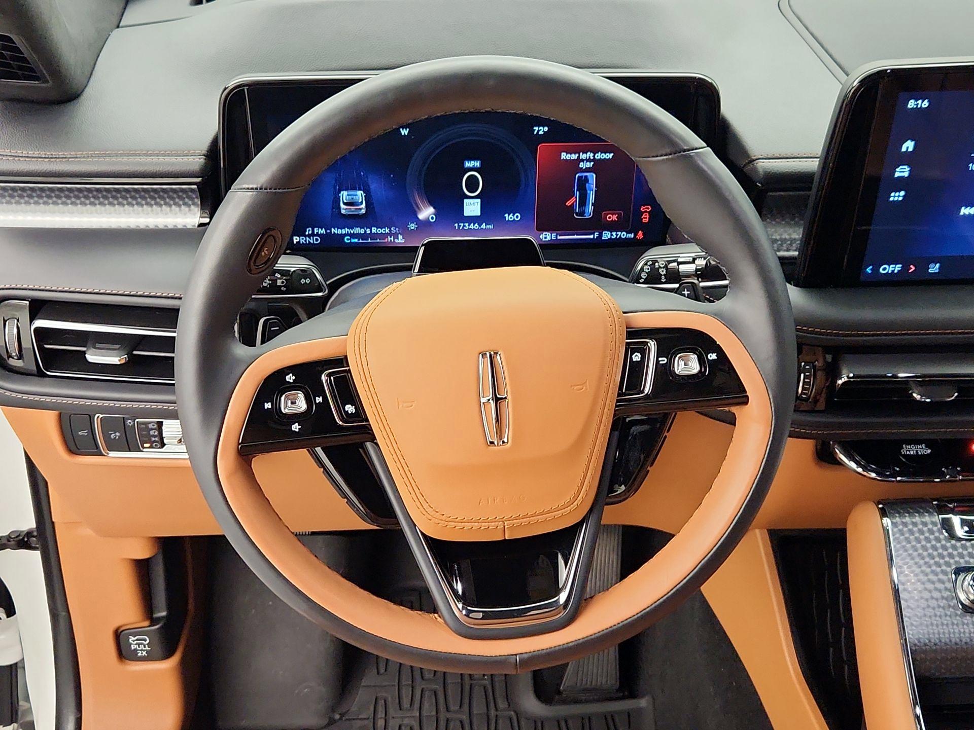 Thumbnail: 2025 Lincoln Aviator - 10