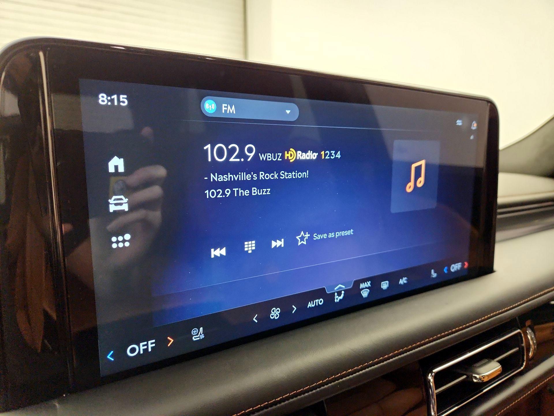 Thumbnail: 2025 Lincoln Aviator - 15