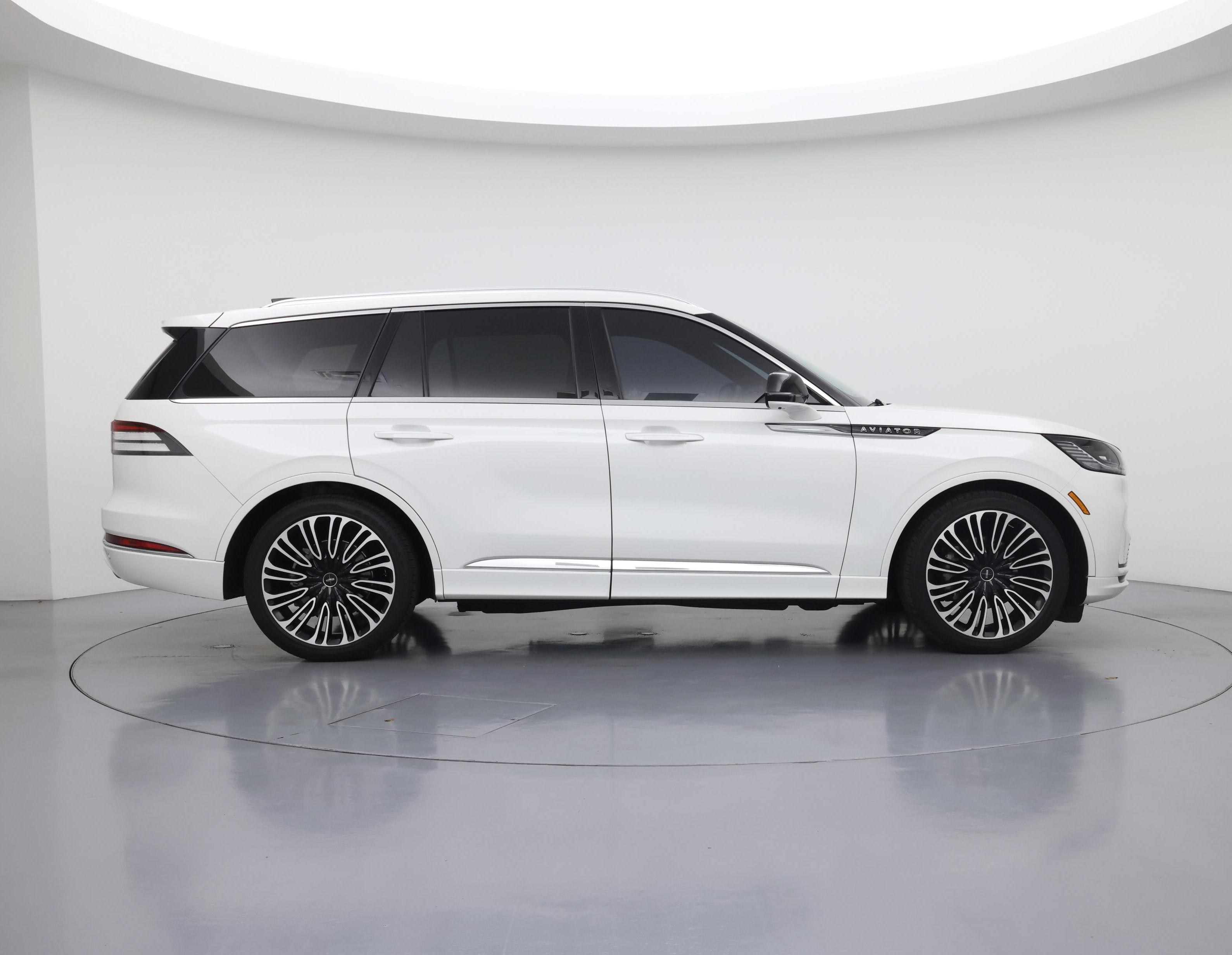 Thumbnail: 2025 Lincoln Aviator - 7