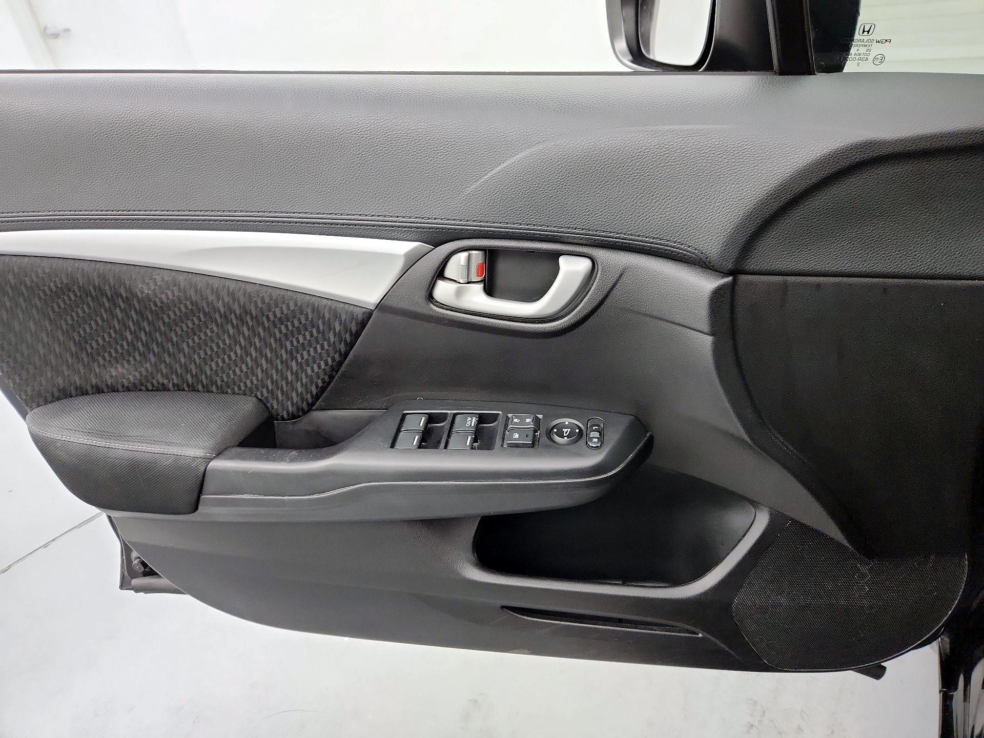 Thumbnail: 2015 Honda Civic - 12