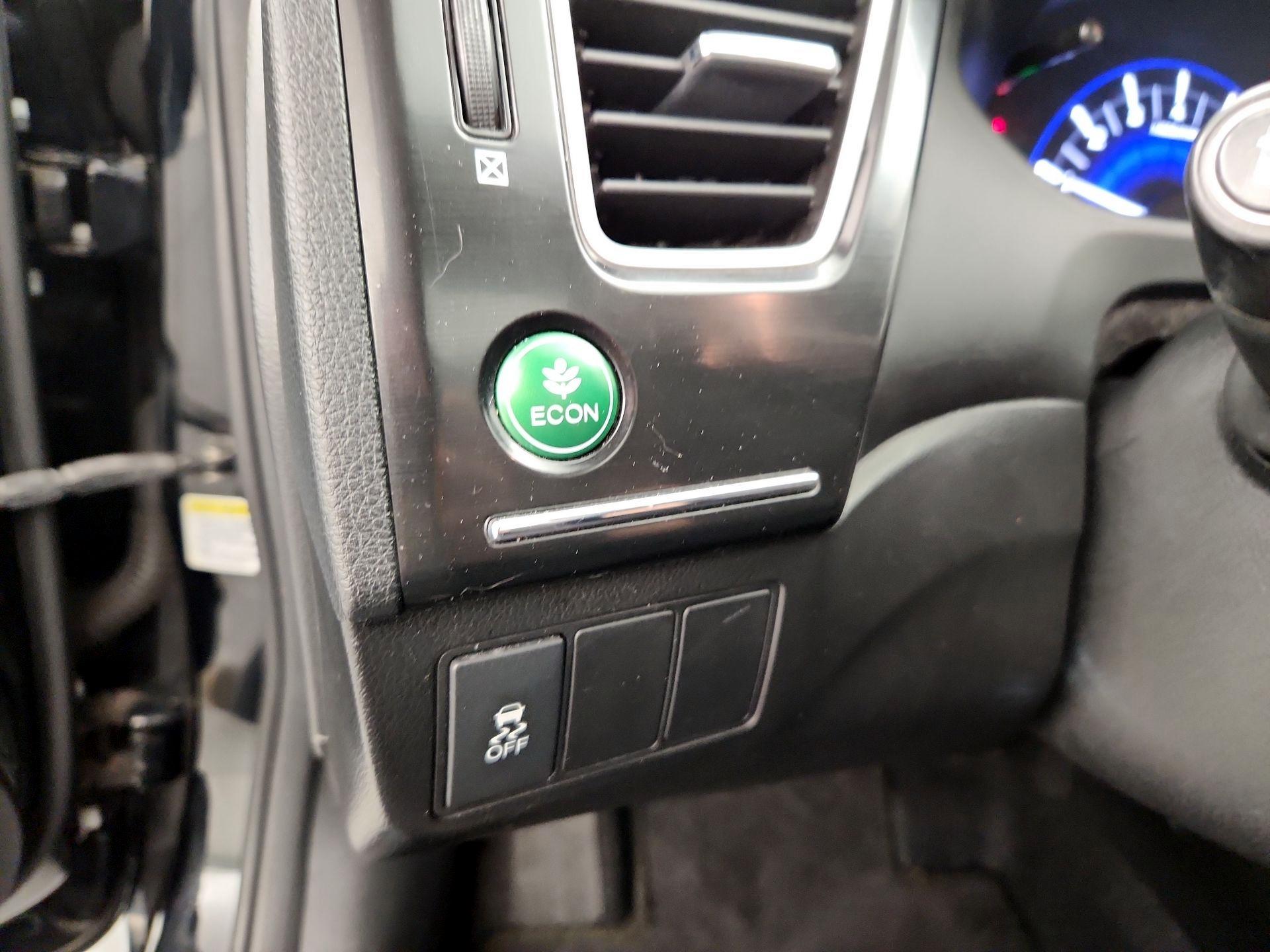 Thumbnail: 2015 Honda Civic - 13