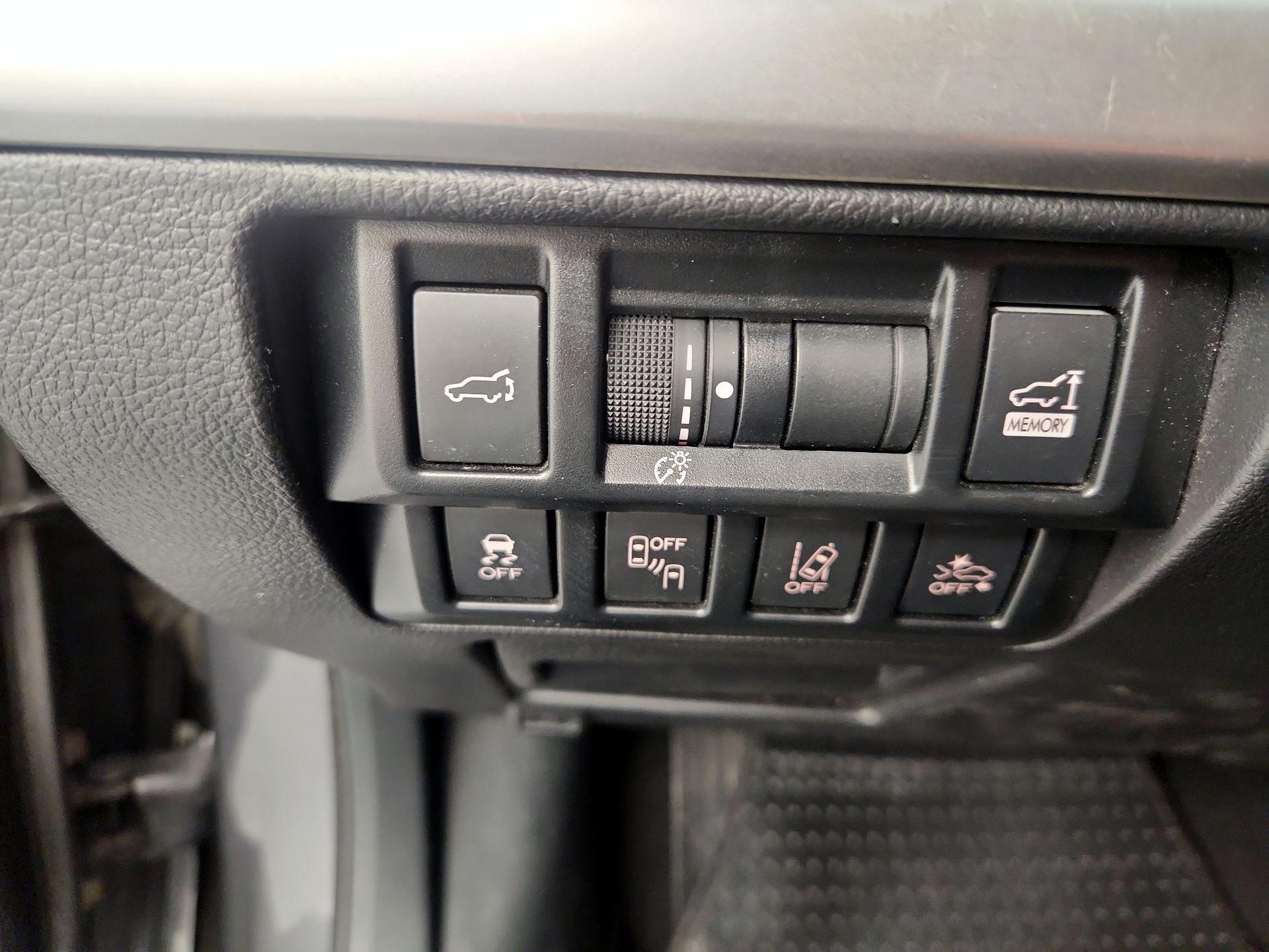 Thumbnail: 2018 Subaru Outback - 13