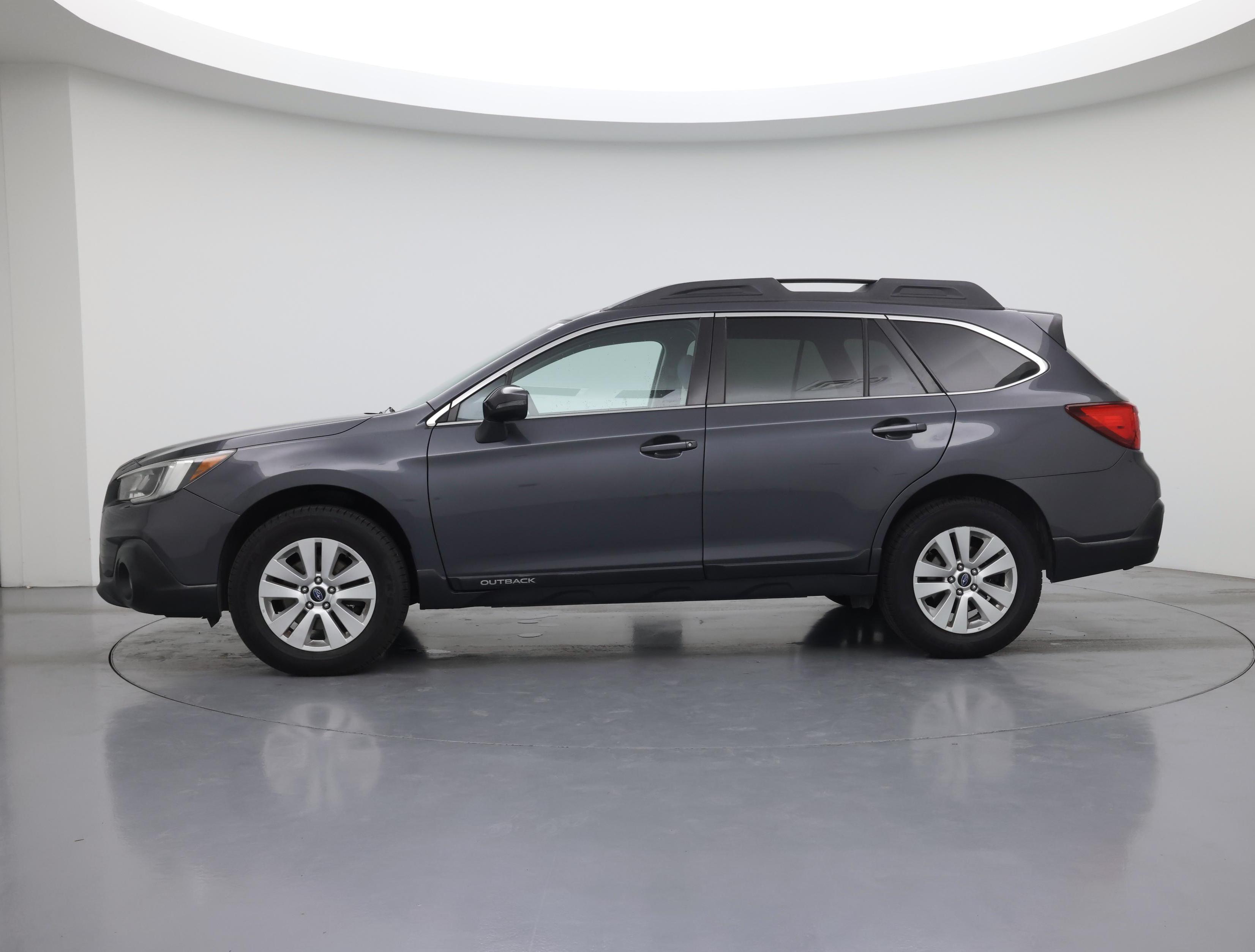 Thumbnail: 2018 Subaru Outback - 3