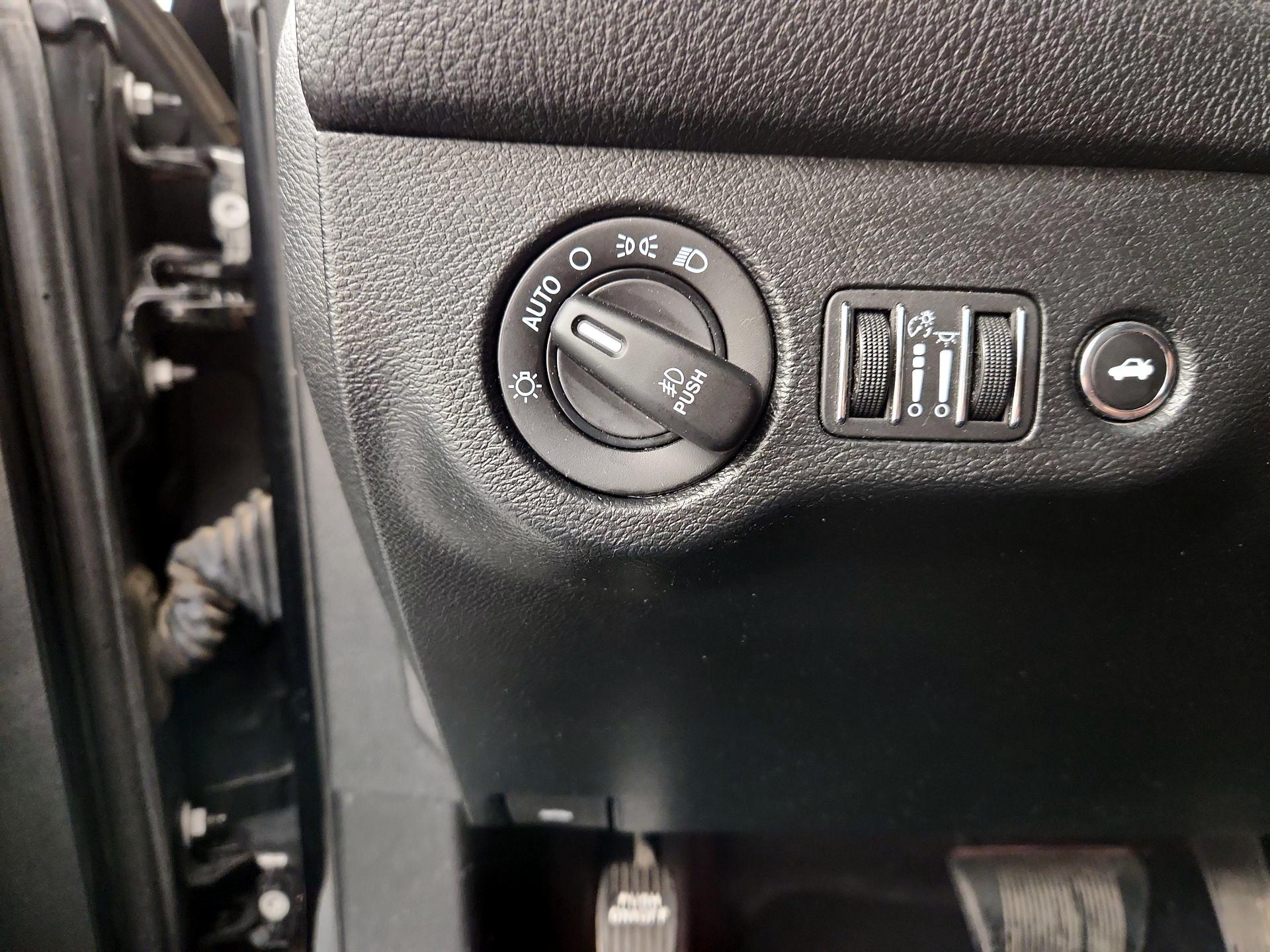 Thumbnail: 2018 Dodge Challenger - 13