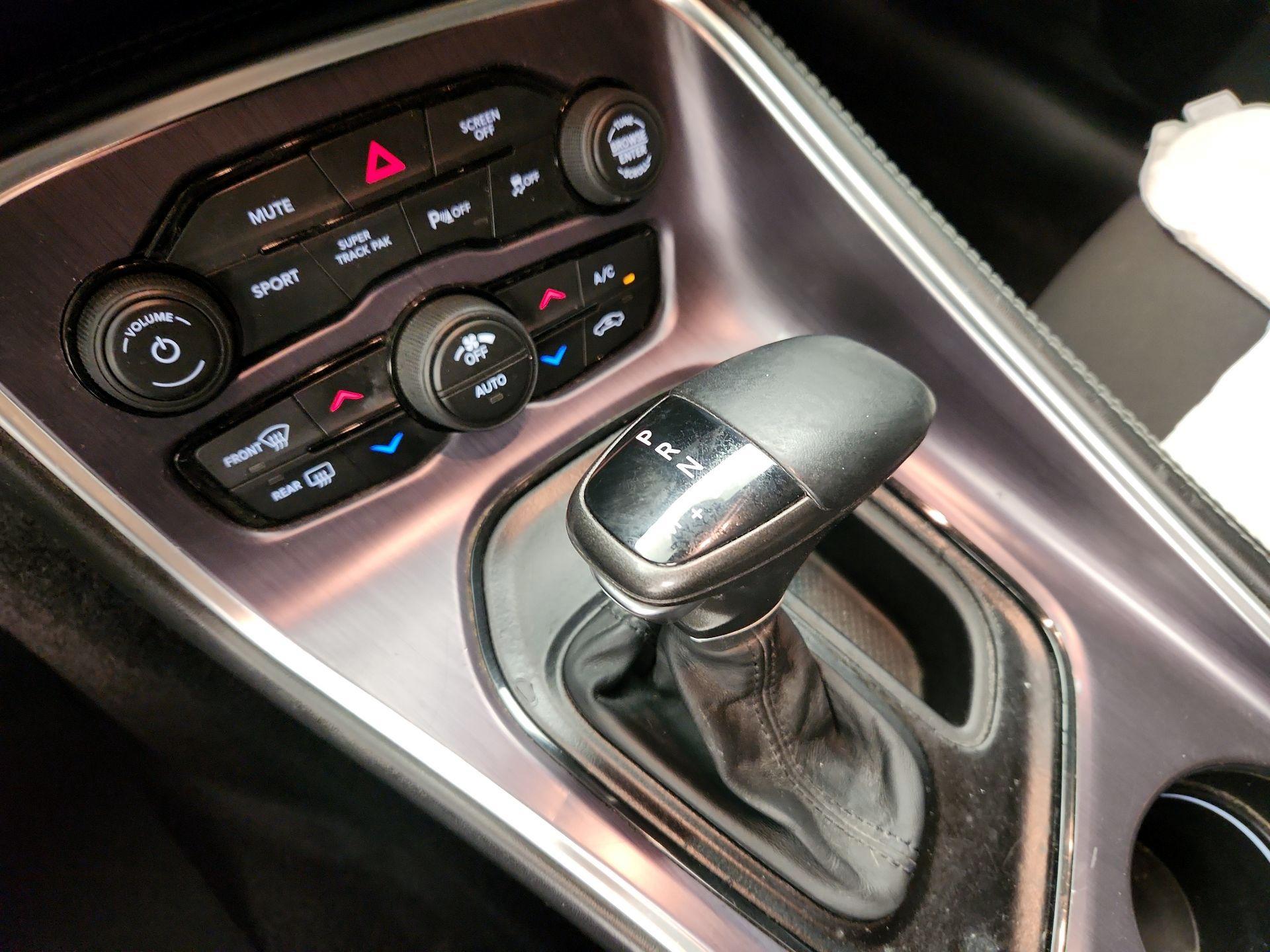 Thumbnail: 2018 Dodge Challenger - 18