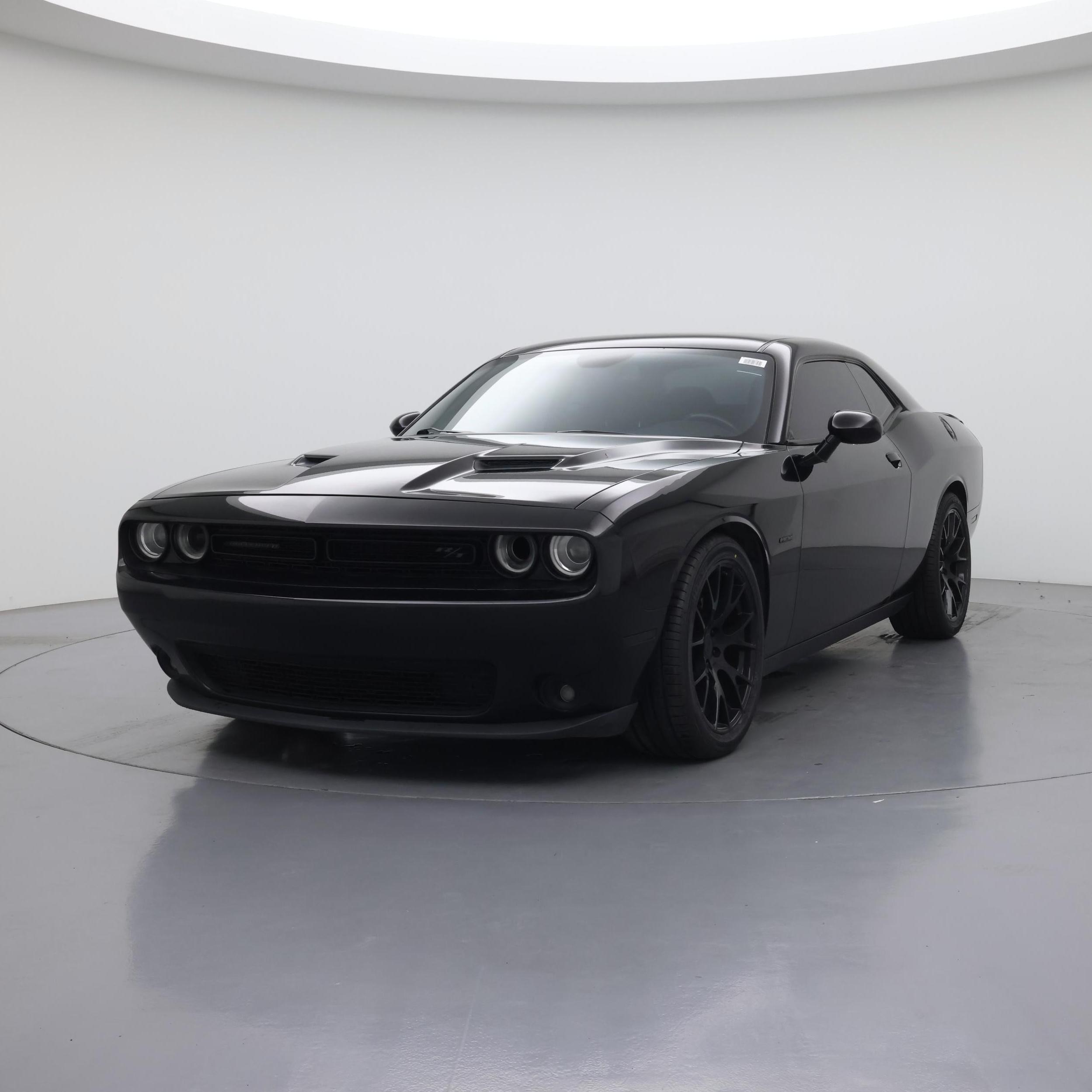 Thumbnail: 2018 Dodge Challenger - 4