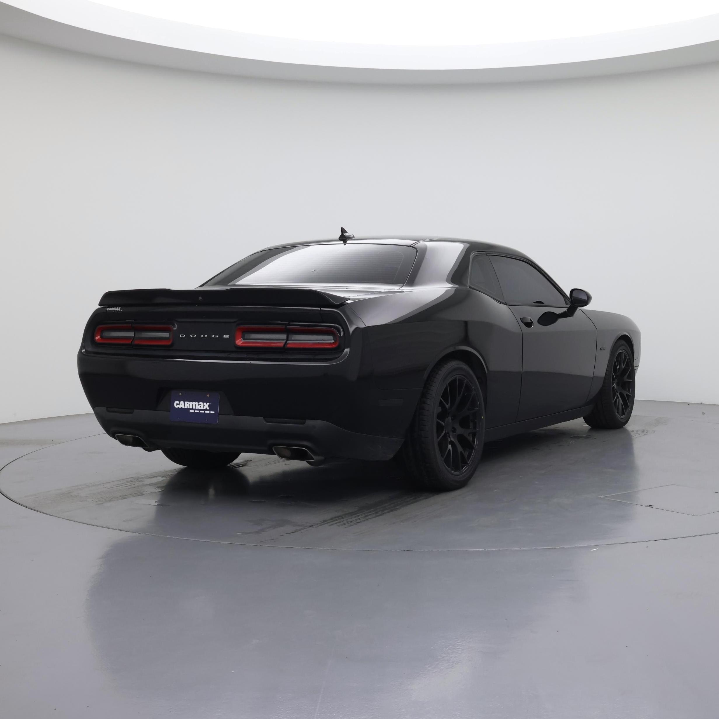 Thumbnail: 2018 Dodge Challenger - 8