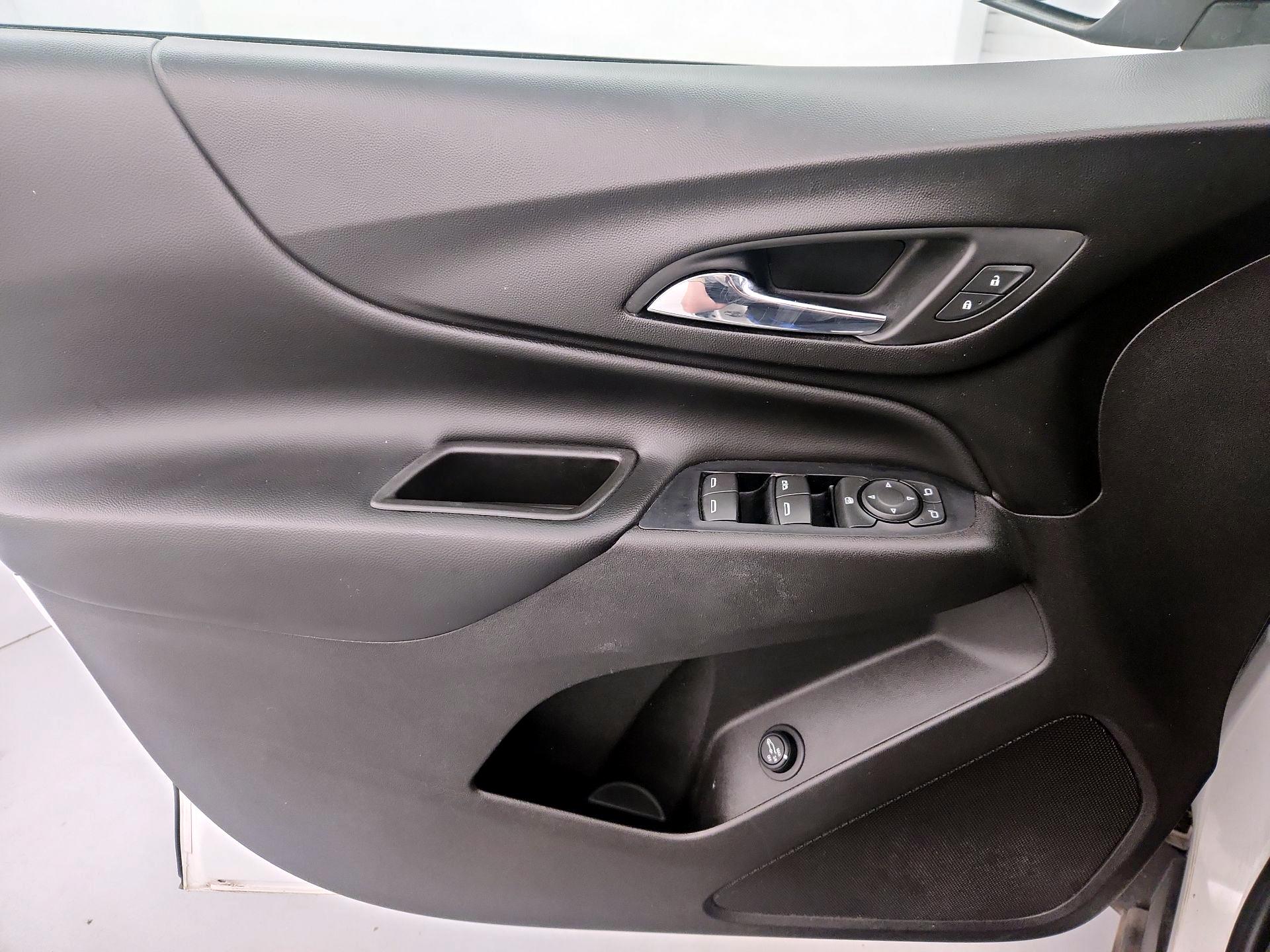 Thumbnail: 2019 Chevrolet Equinox - 12