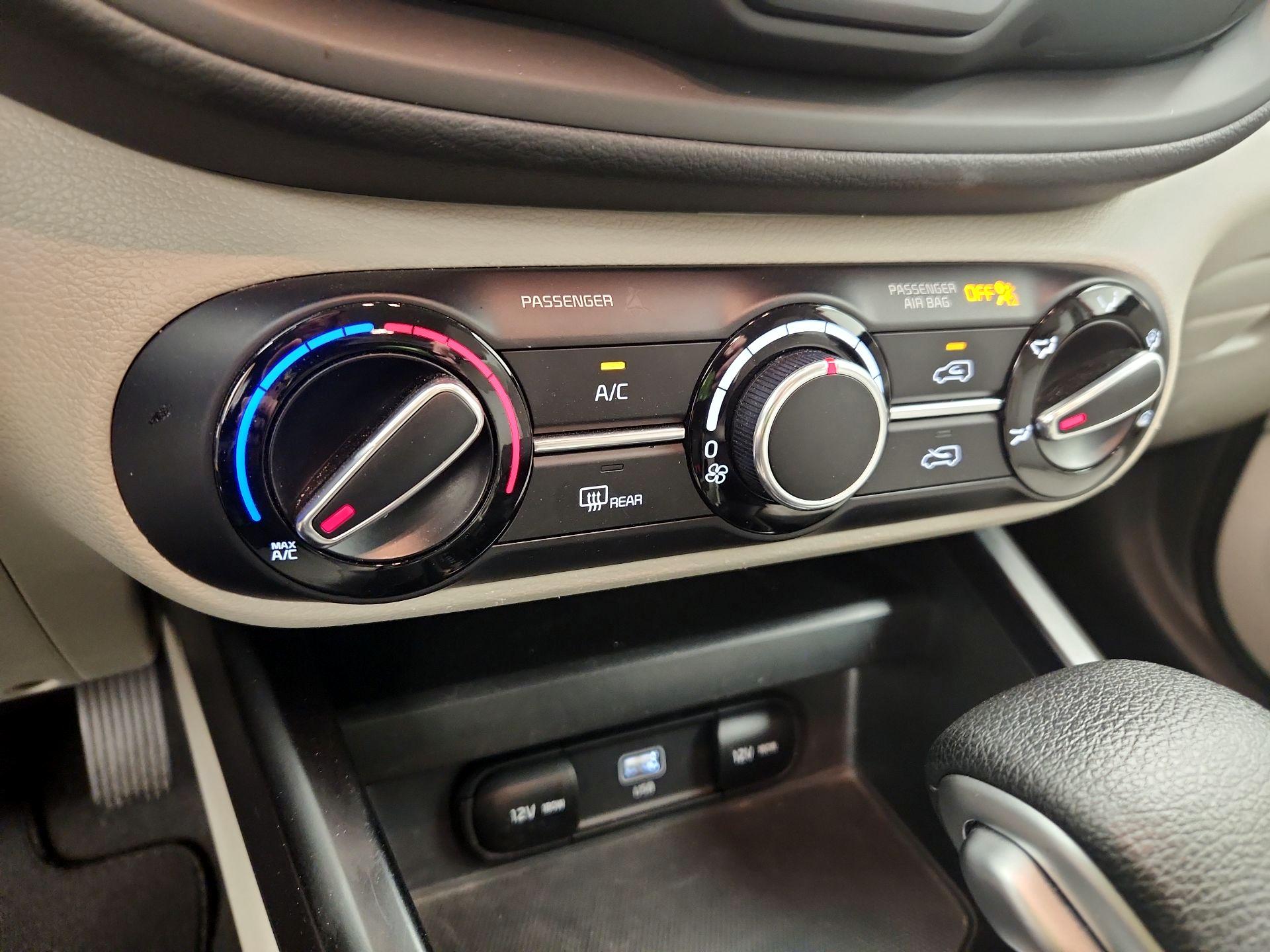 Thumbnail: 2025 Kia Soul - 16