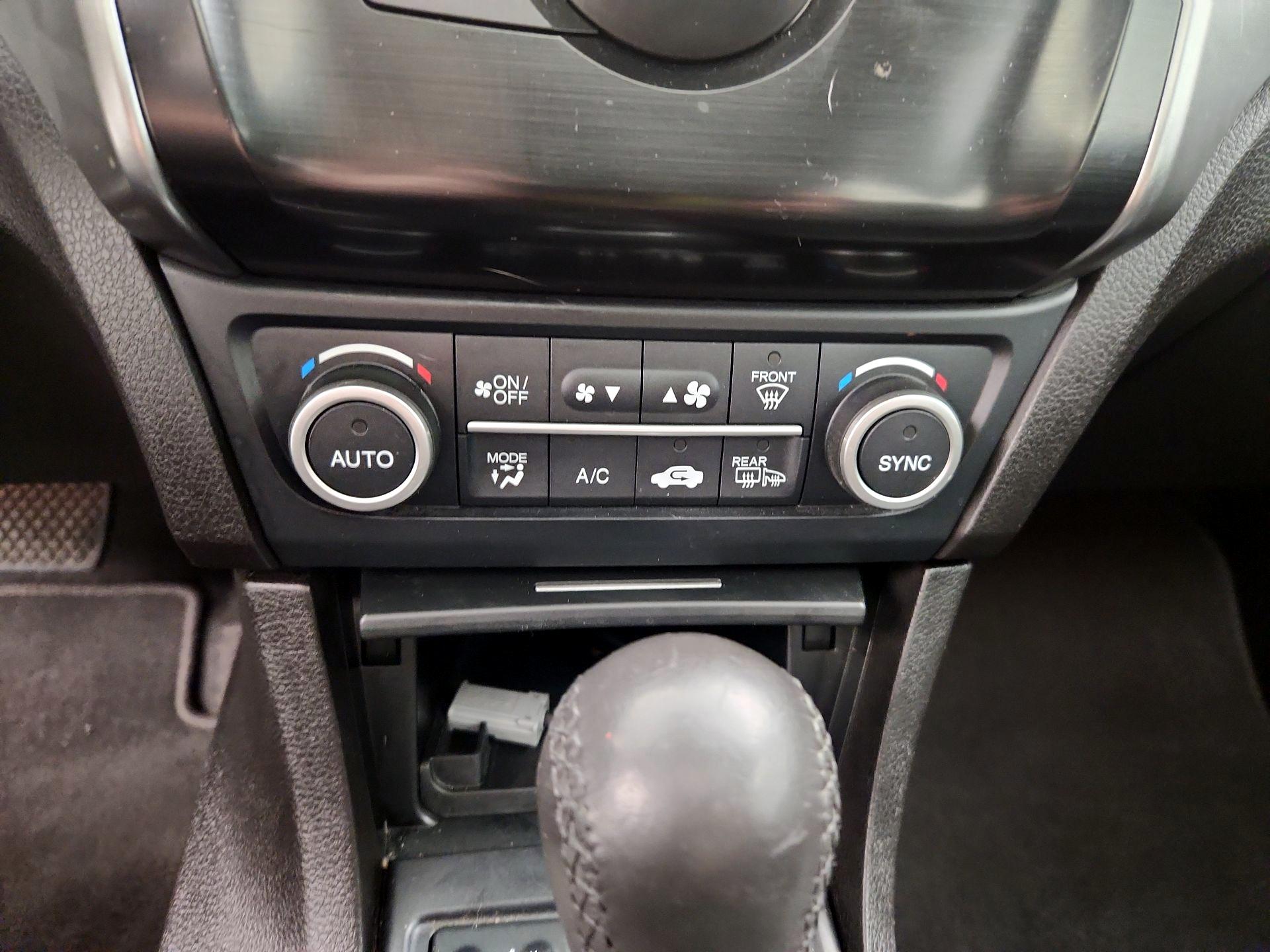 Thumbnail: 2018 Acura ILX - 16