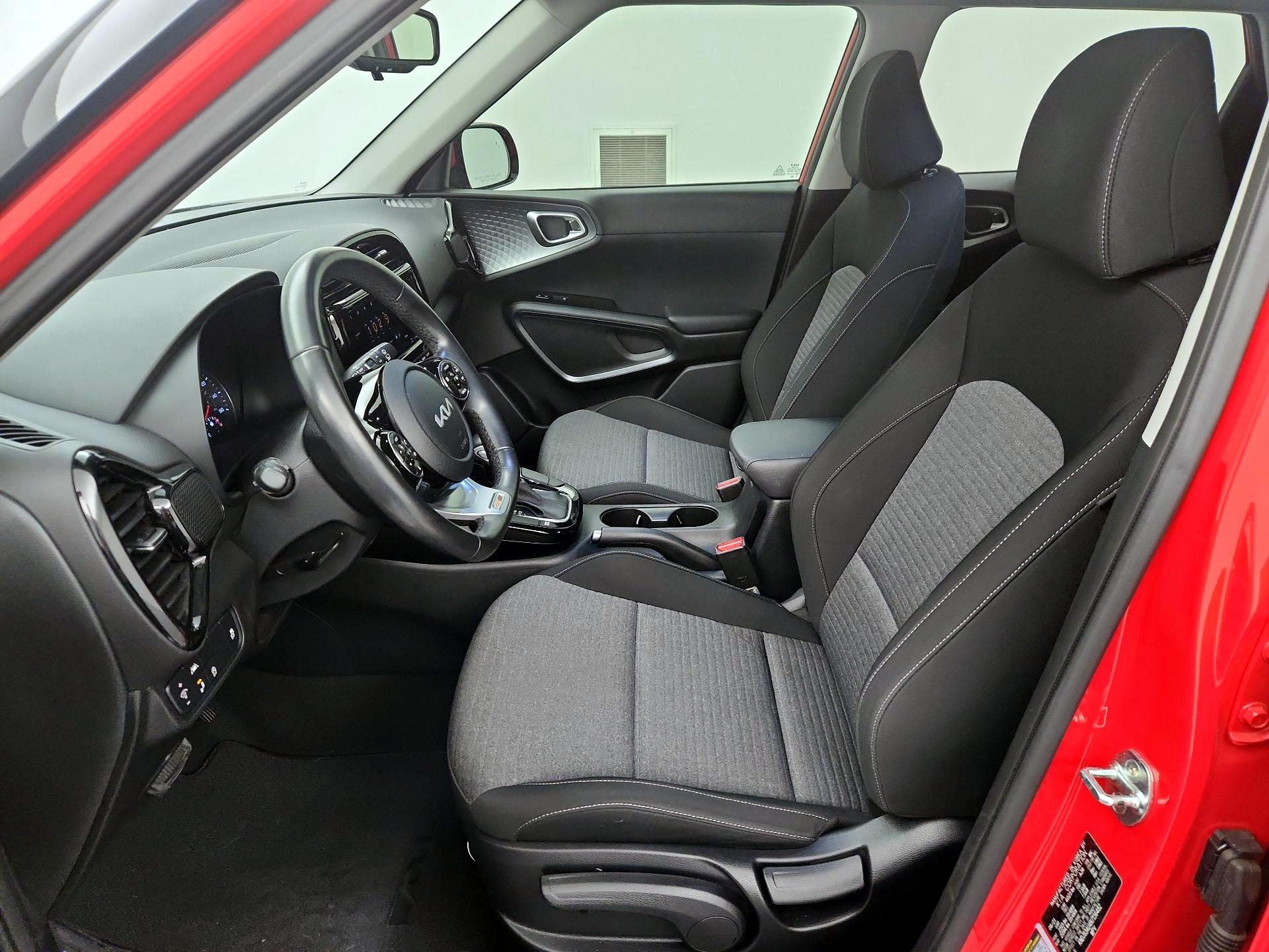 Thumbnail: 2022 Kia Soul - 11