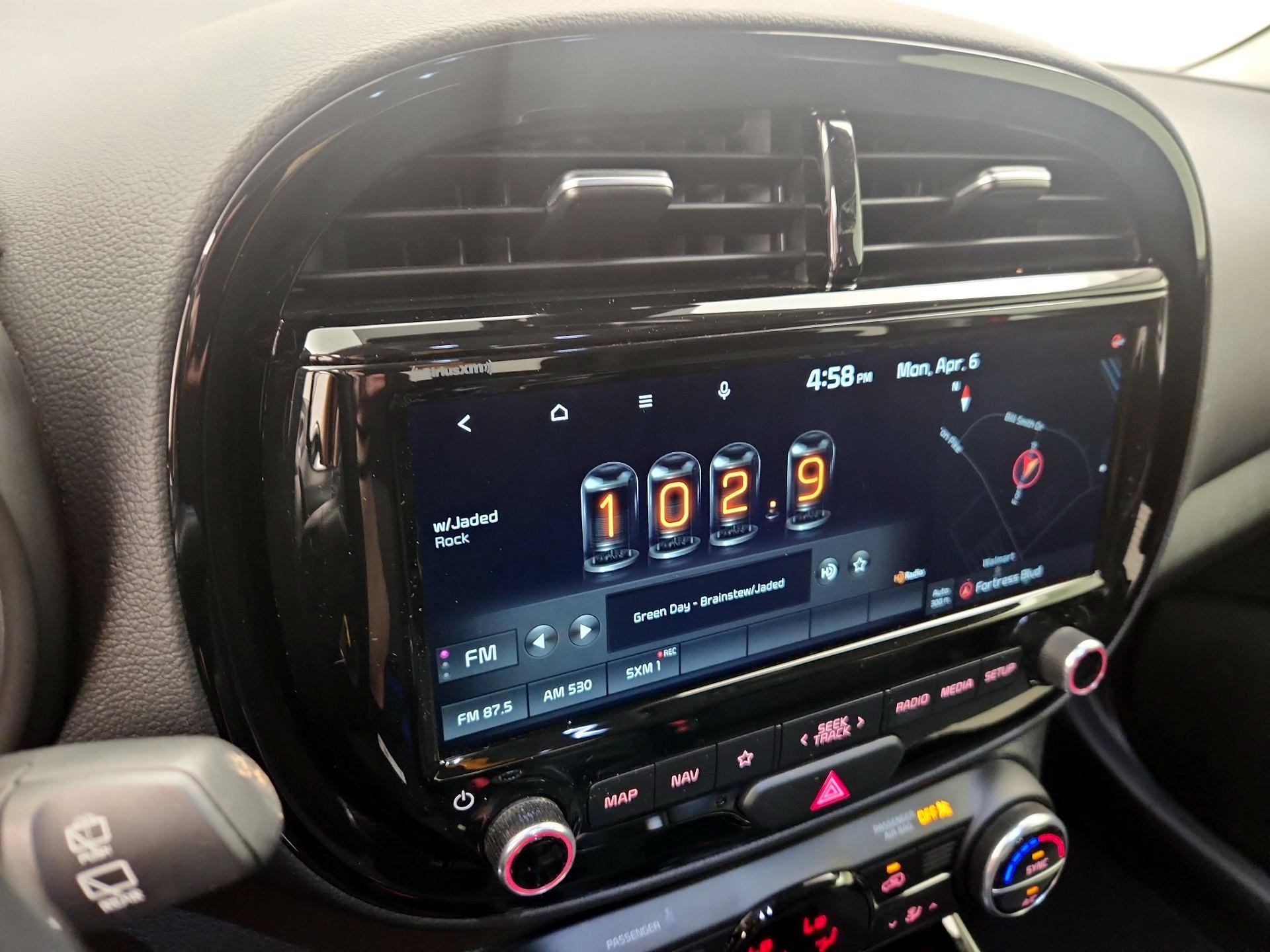 Thumbnail: 2022 Kia Soul - 15