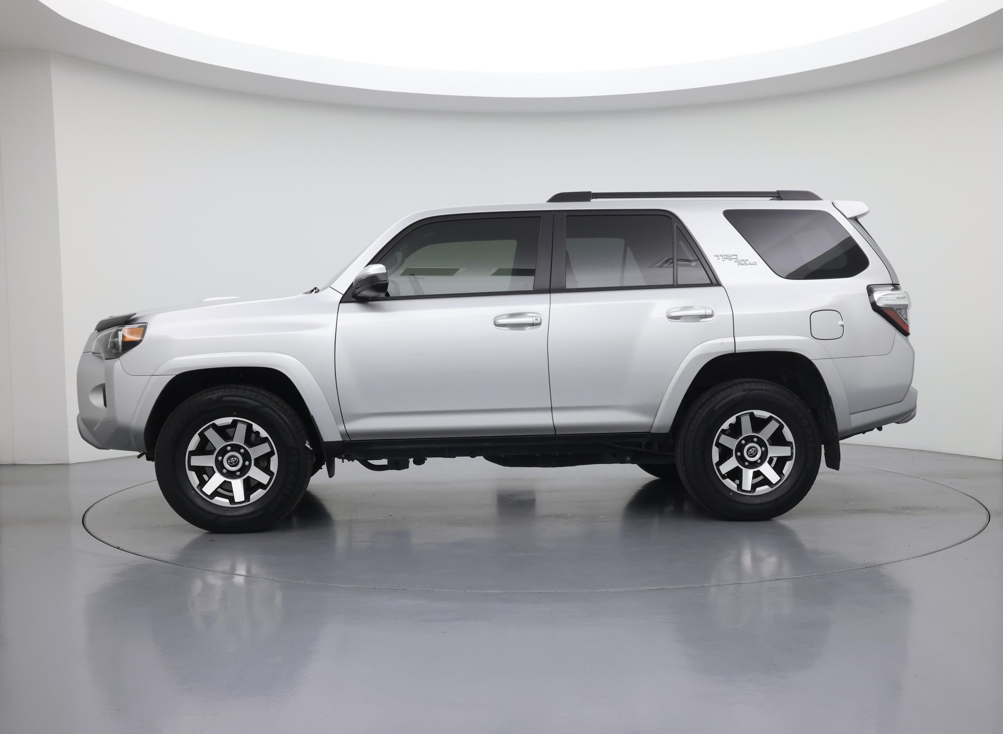 Thumbnail: 2023 Toyota 4Runner - 3