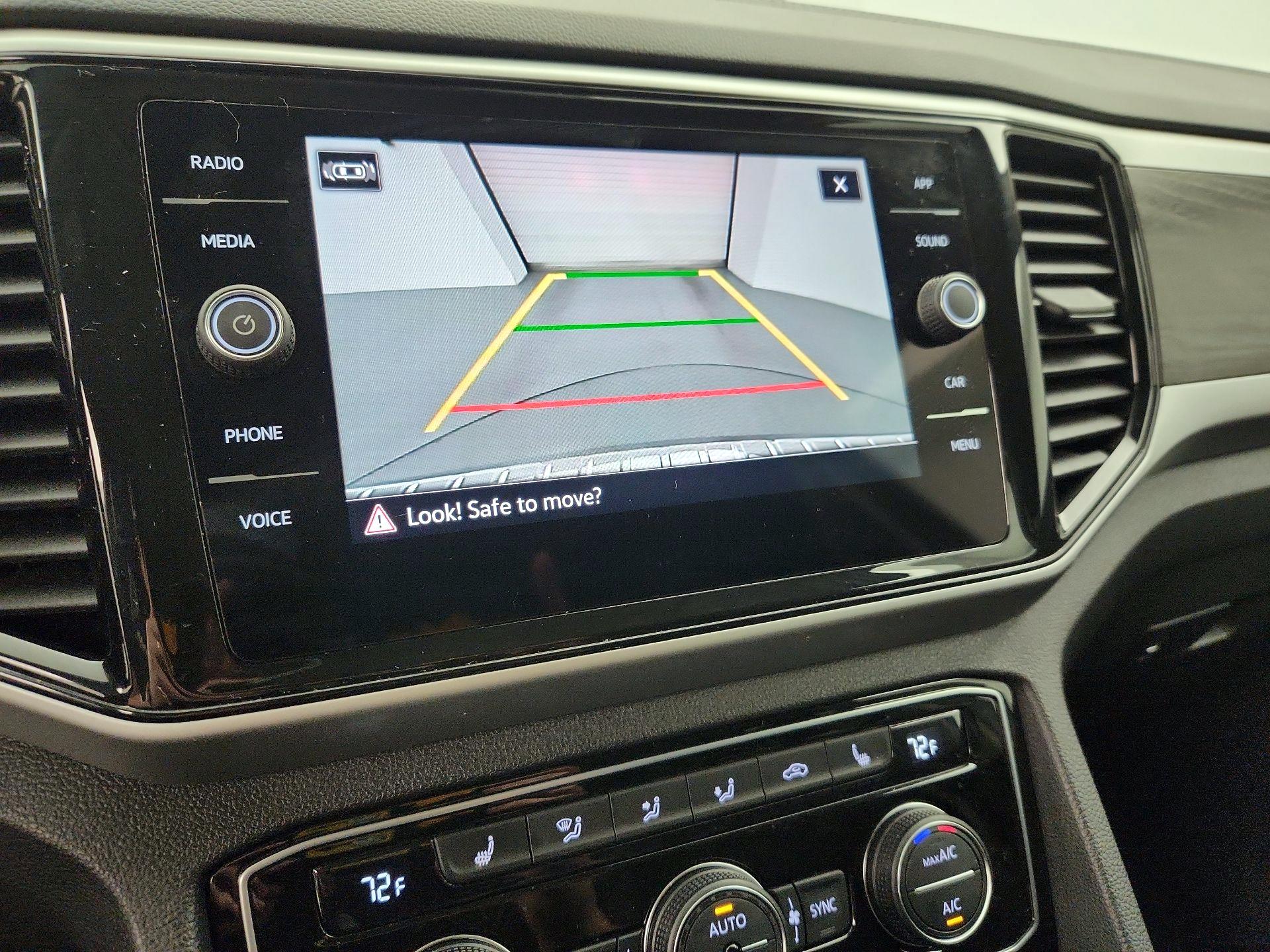 Thumbnail: 2023 Volkswagen Atlas - 14