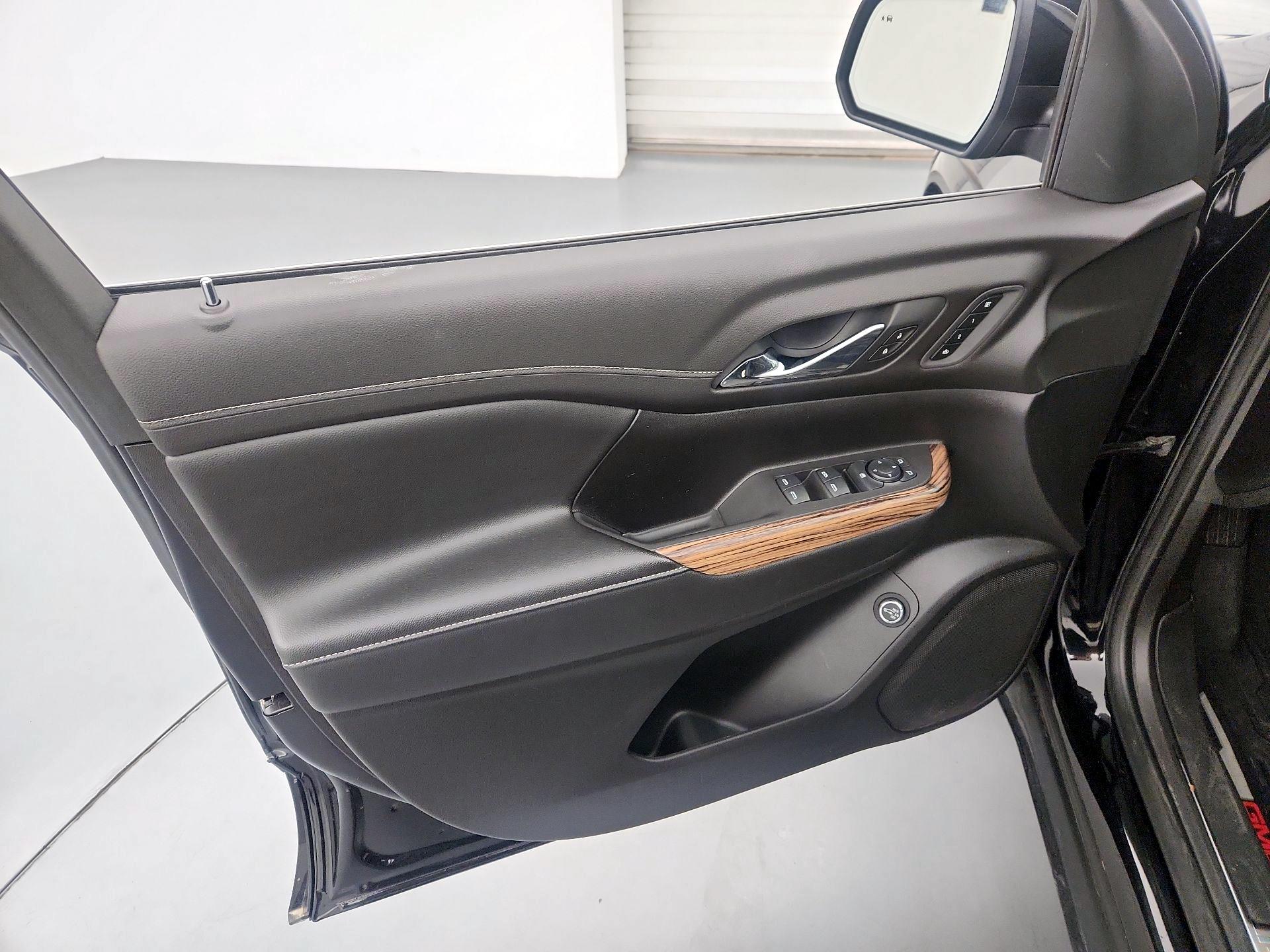 Thumbnail: 2019 GMC Acadia - 12