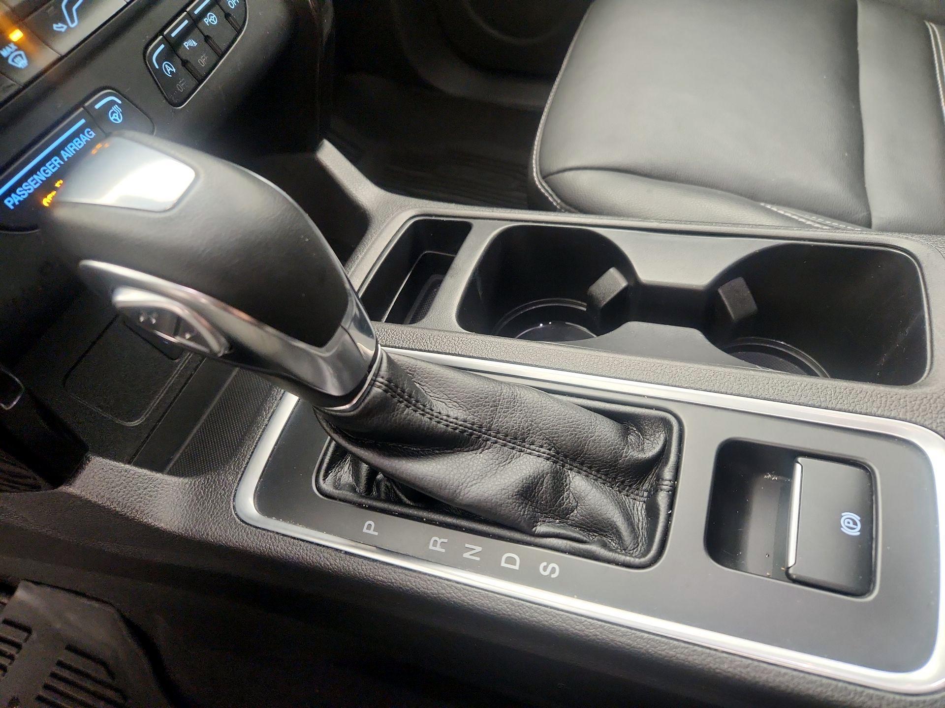 Thumbnail: 2019 Ford Escape - 18