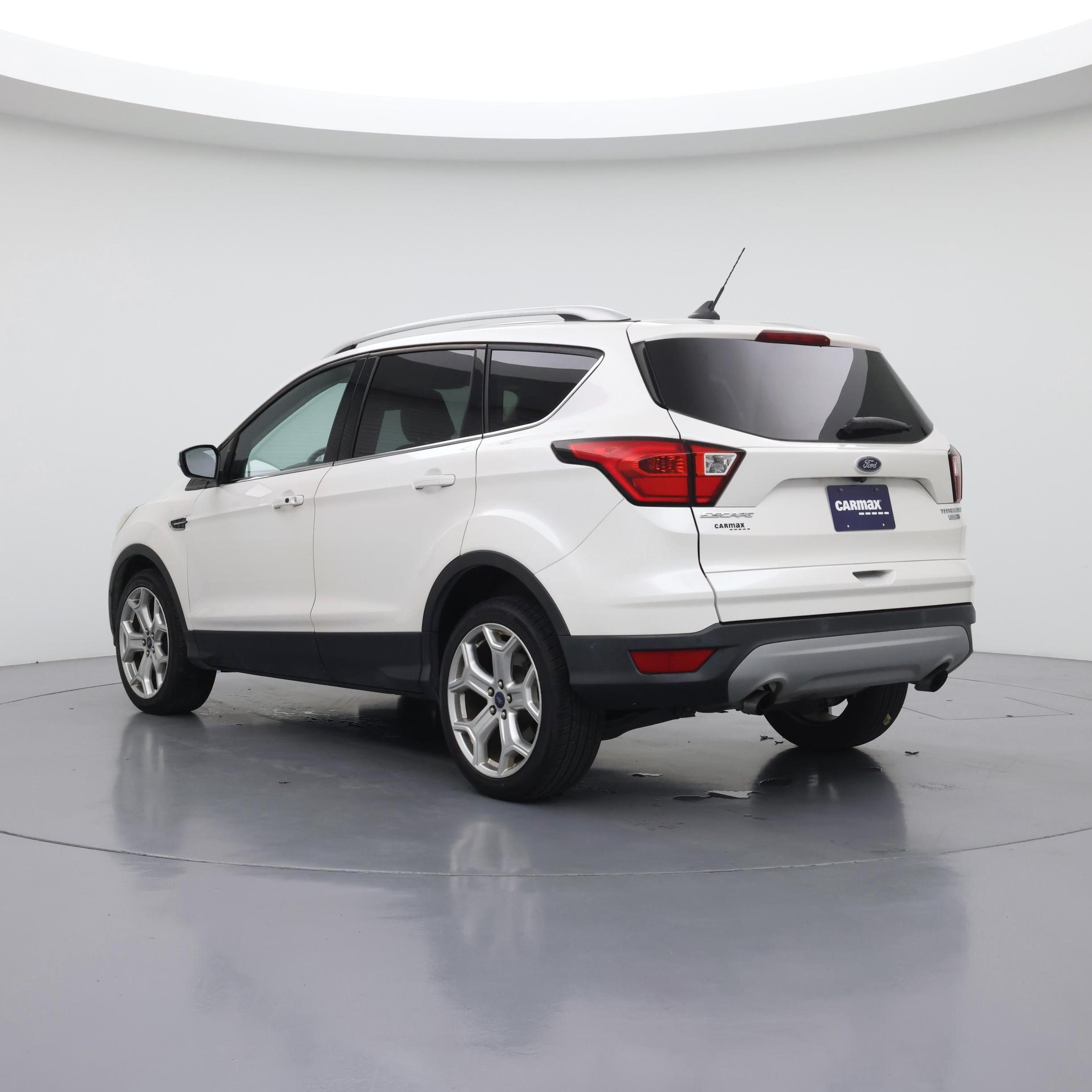 Thumbnail: 2019 Ford Escape - 2