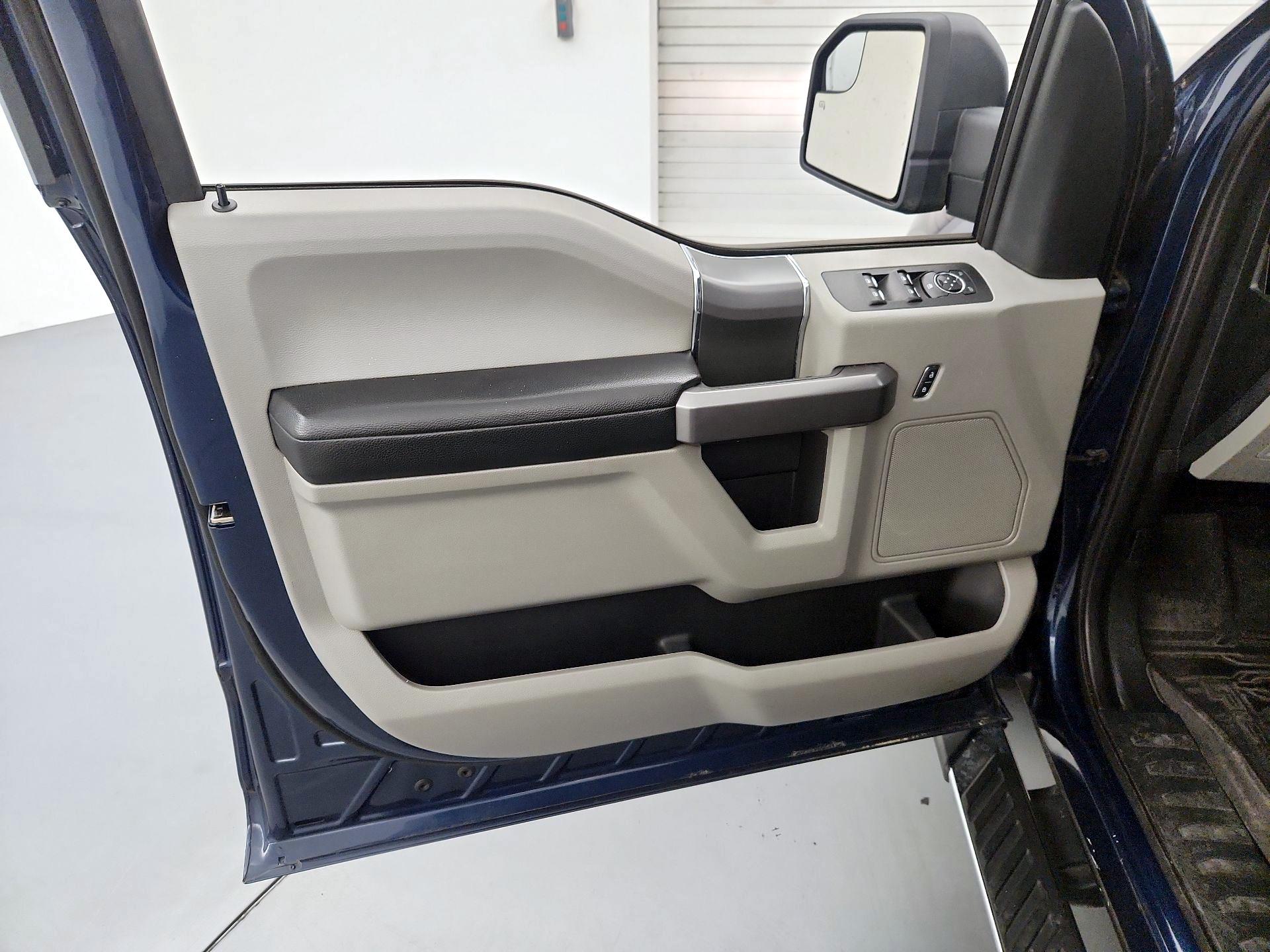 Thumbnail: 2019 Ford F-150 - 12