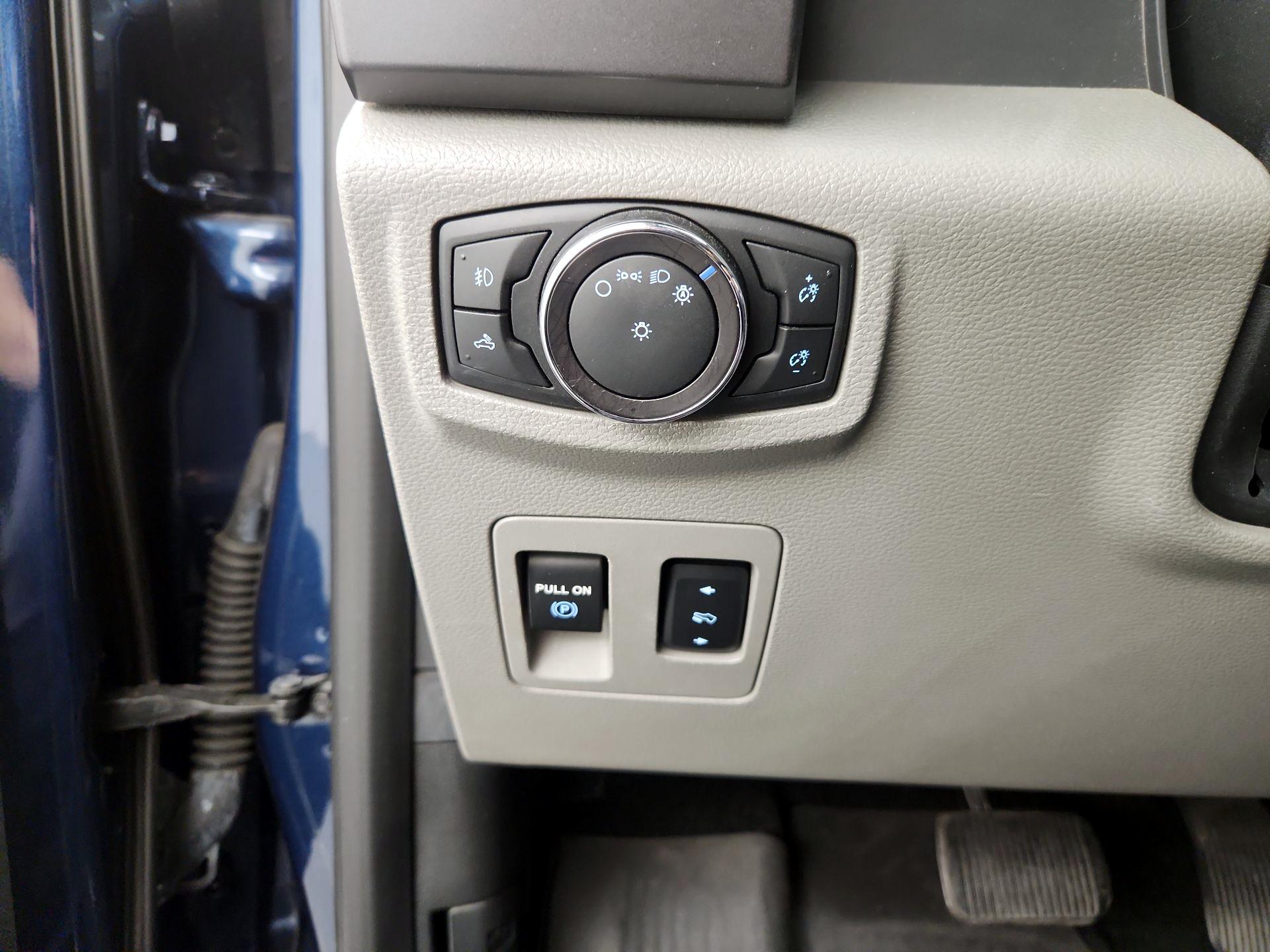 Thumbnail: 2019 Ford F-150 - 13