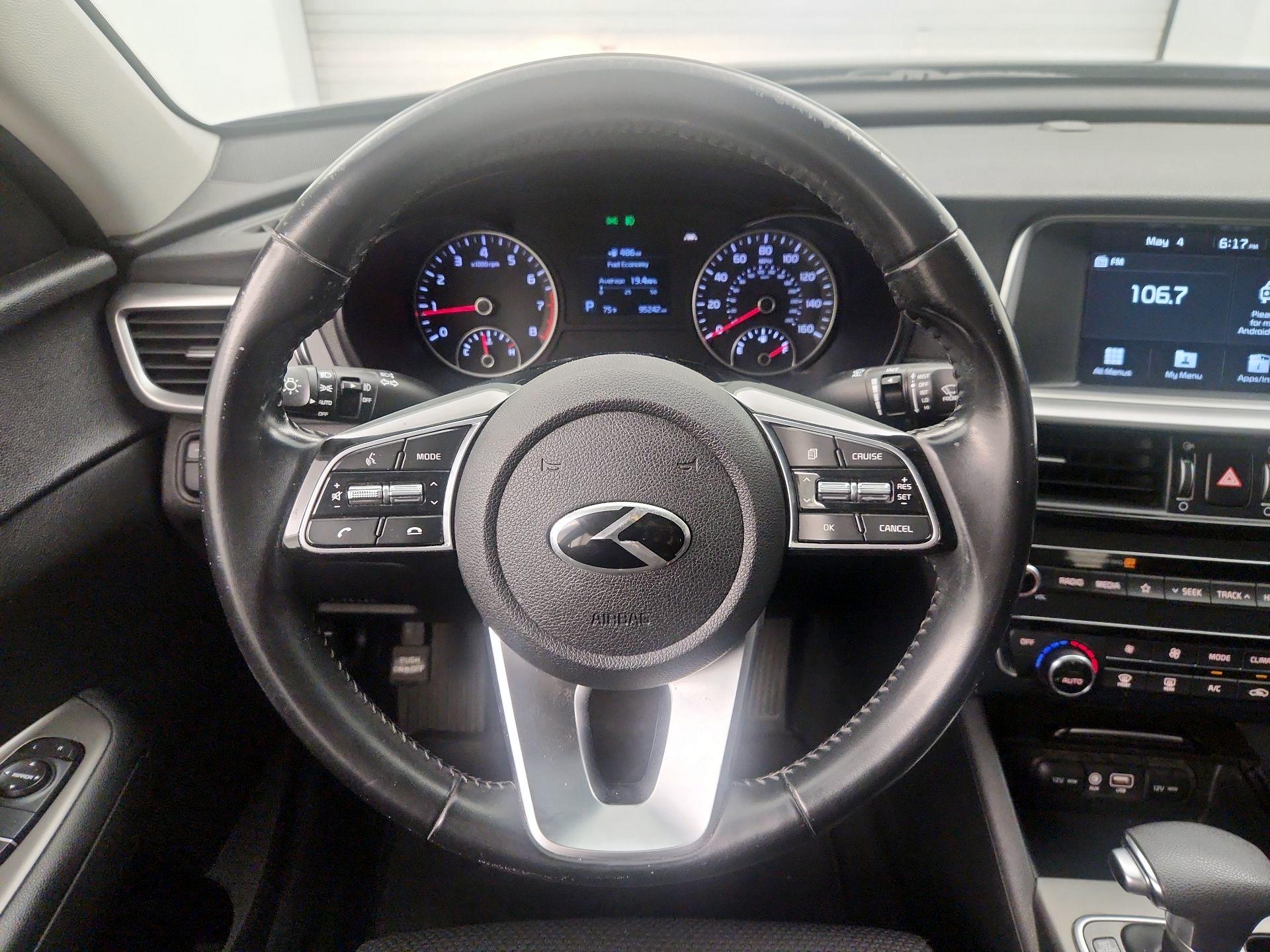 Thumbnail: 2019 Kia Optima - 10