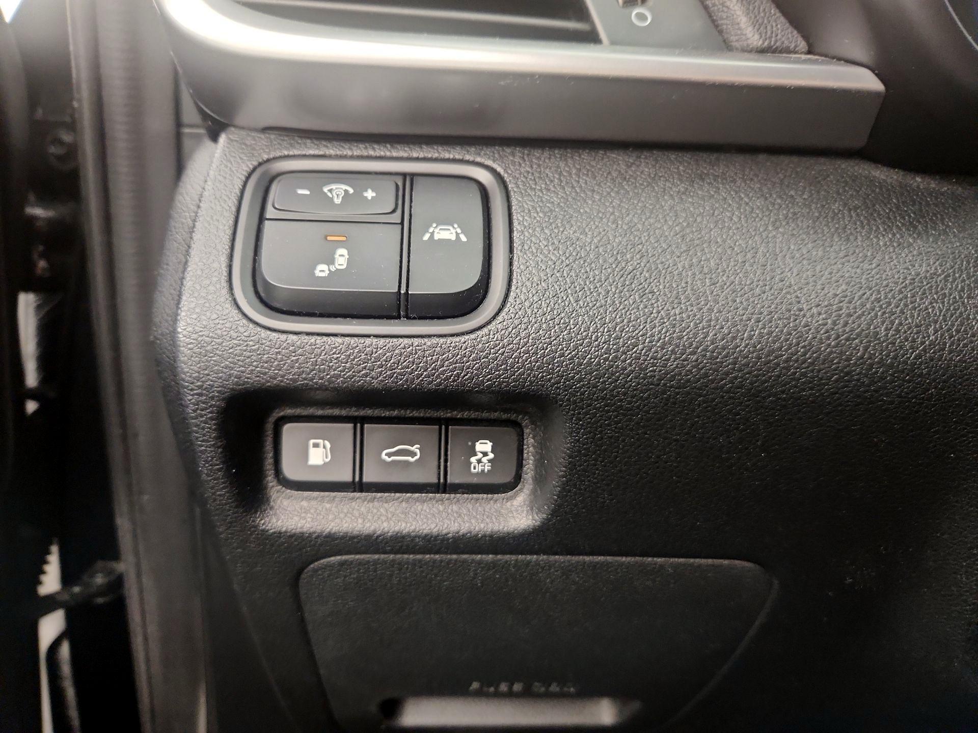 Thumbnail: 2019 Kia Optima - 13