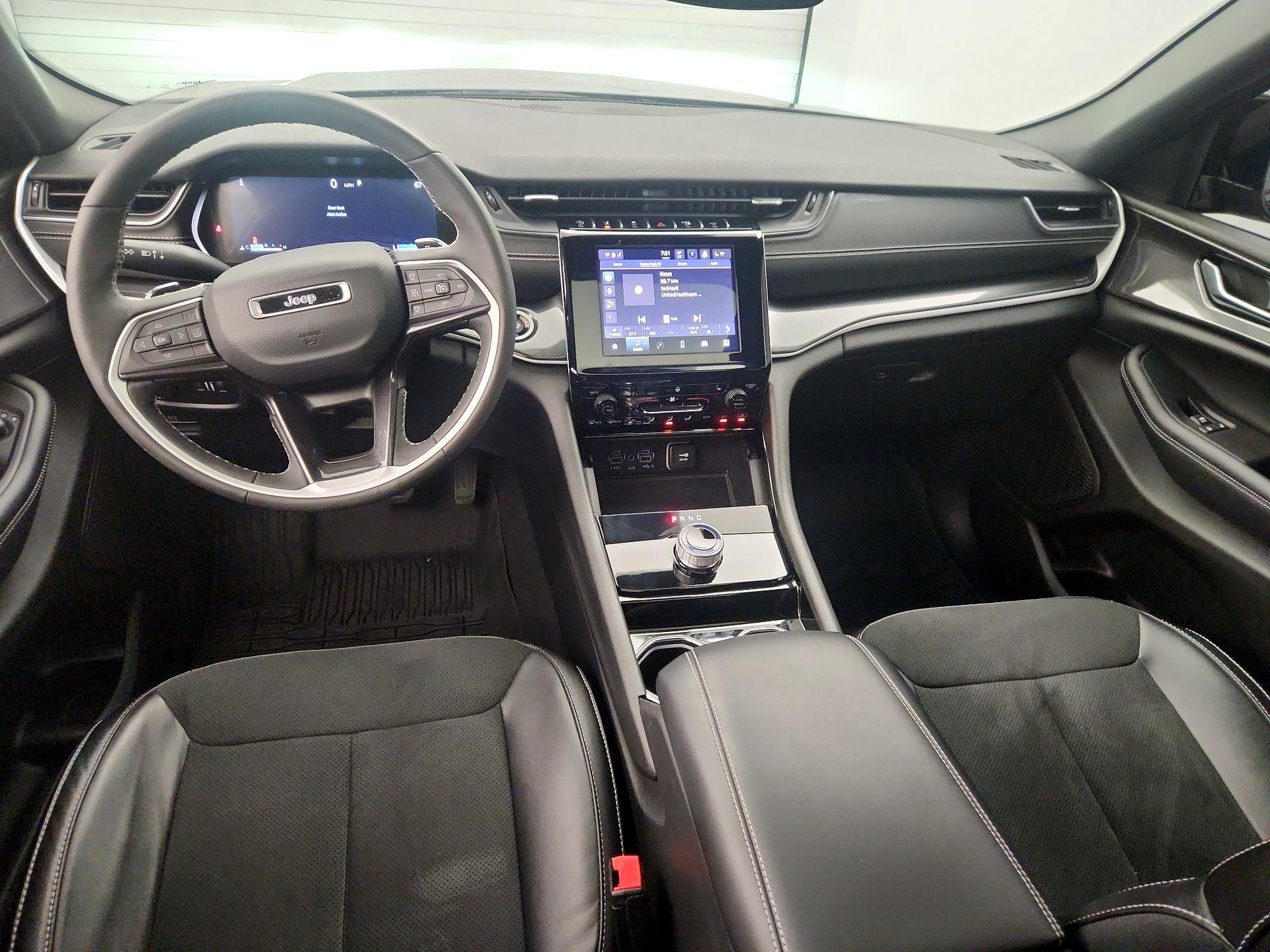 Thumbnail: 2023 Jeep Grand Cherokee - 9