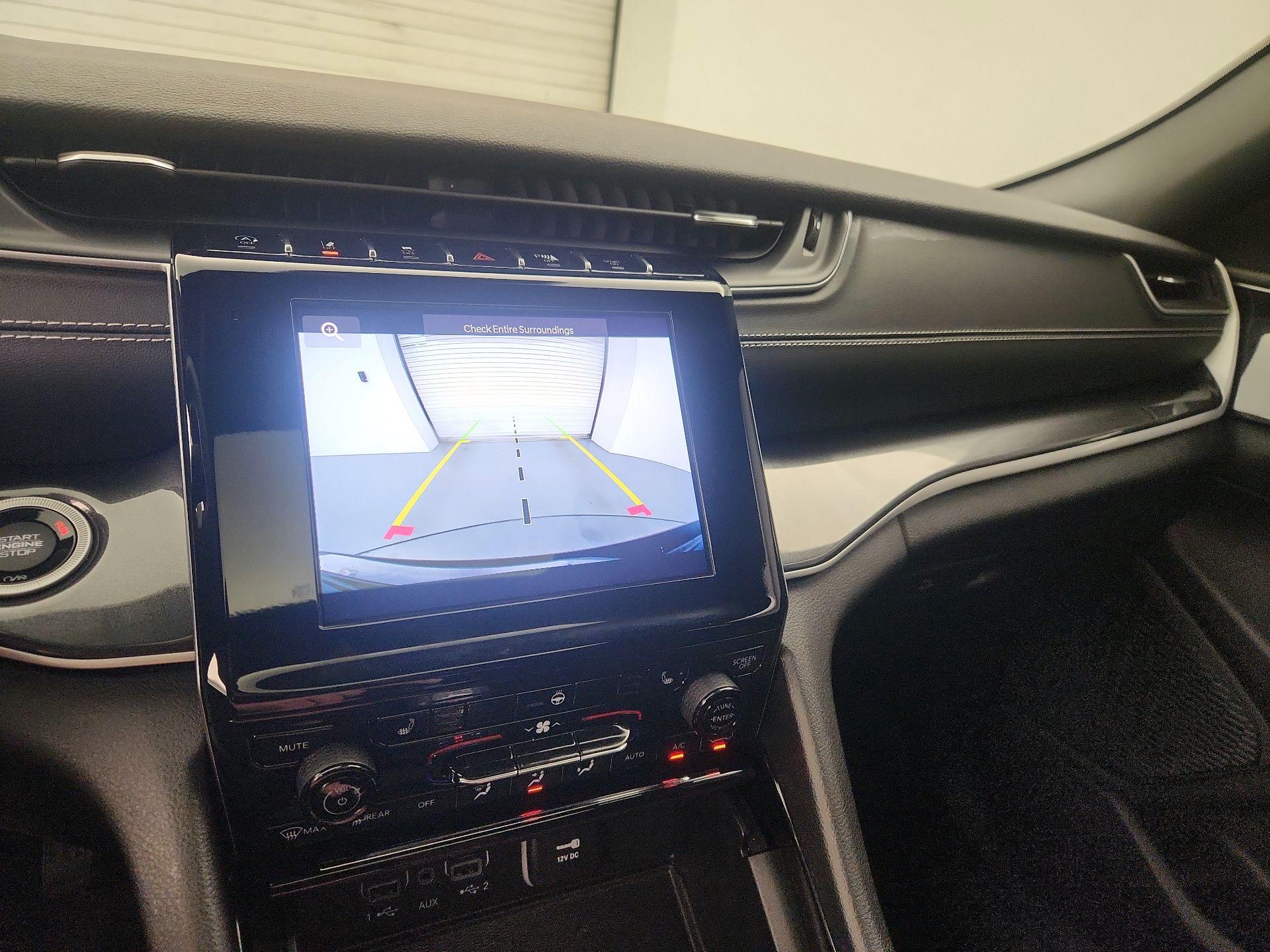 Thumbnail: 2023 Jeep Grand Cherokee - 14