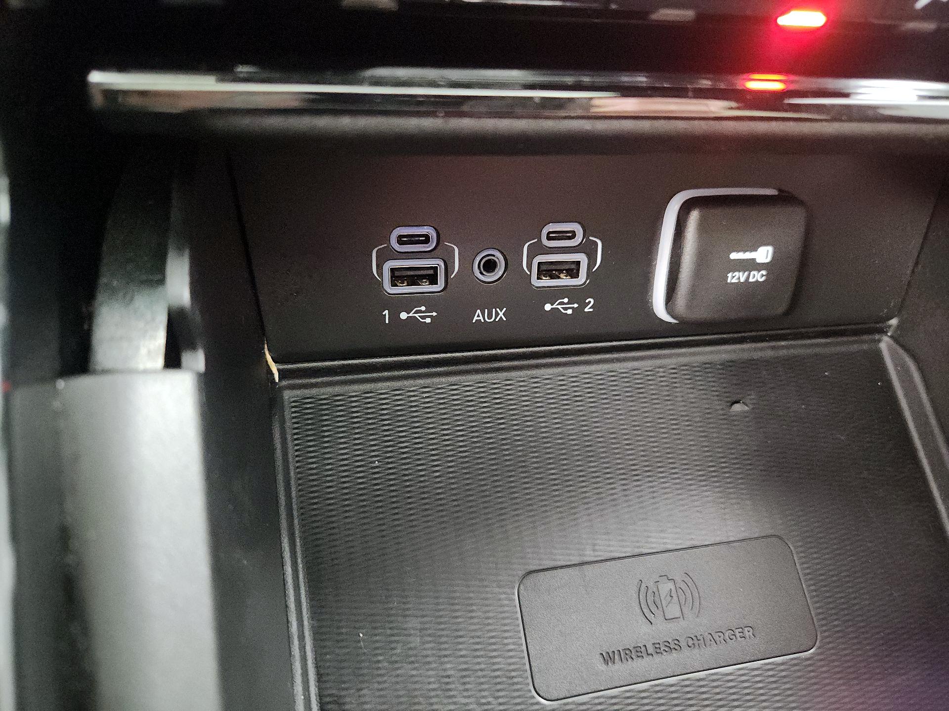 Thumbnail: 2023 Jeep Grand Cherokee - 18