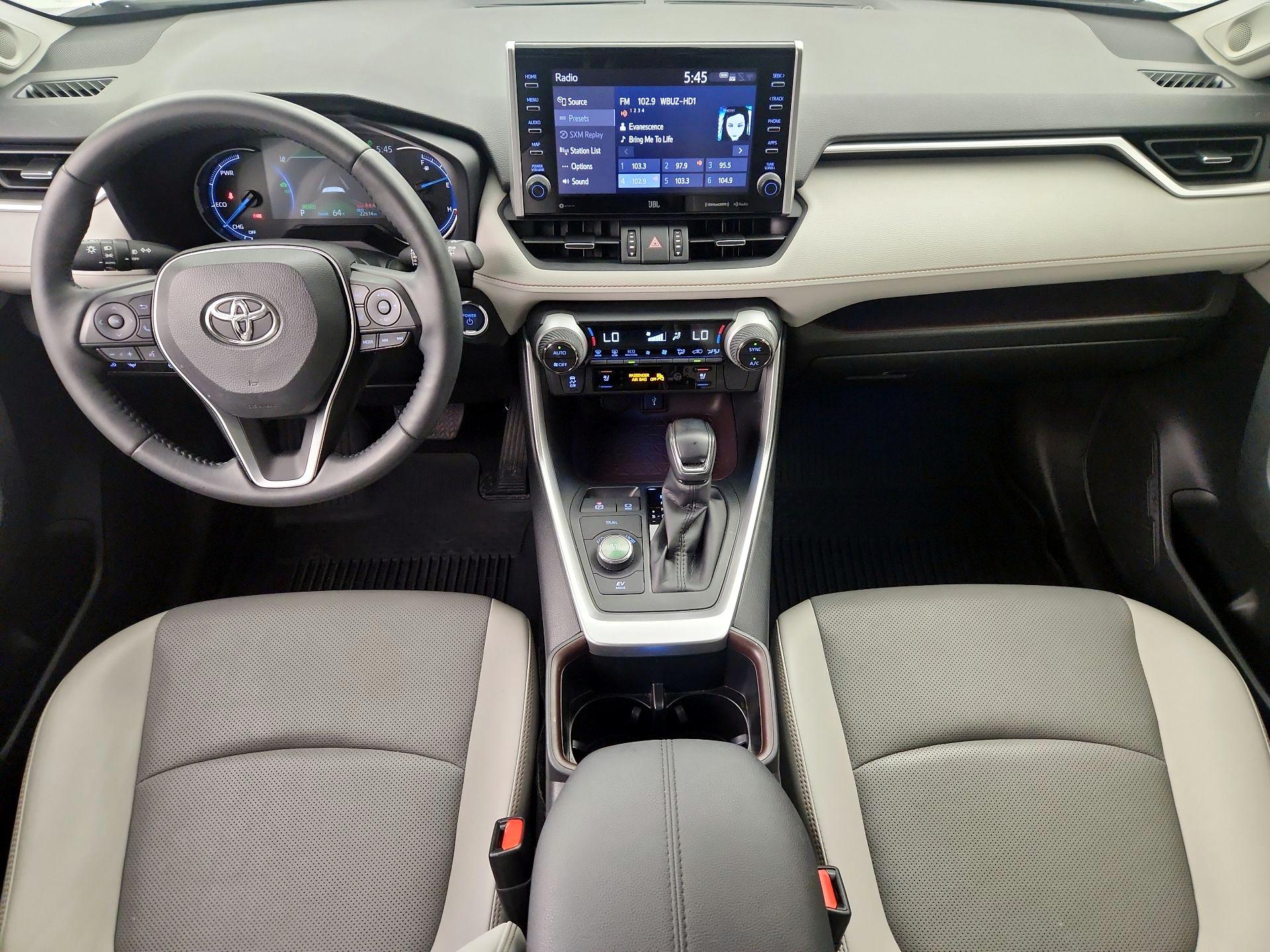 Thumbnail: 2022 Toyota RAV4 - 9