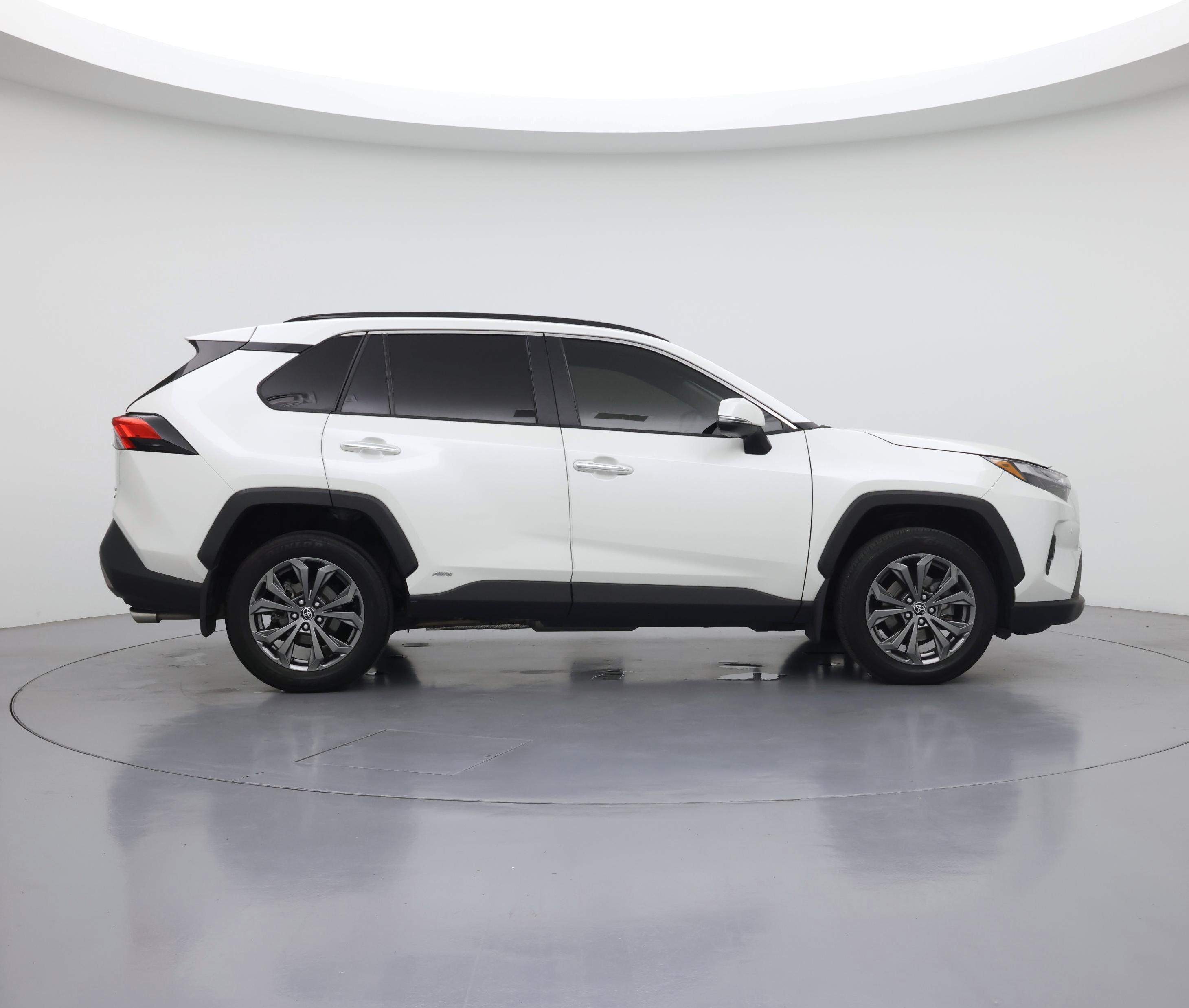 Thumbnail: 2022 Toyota RAV4 - 7