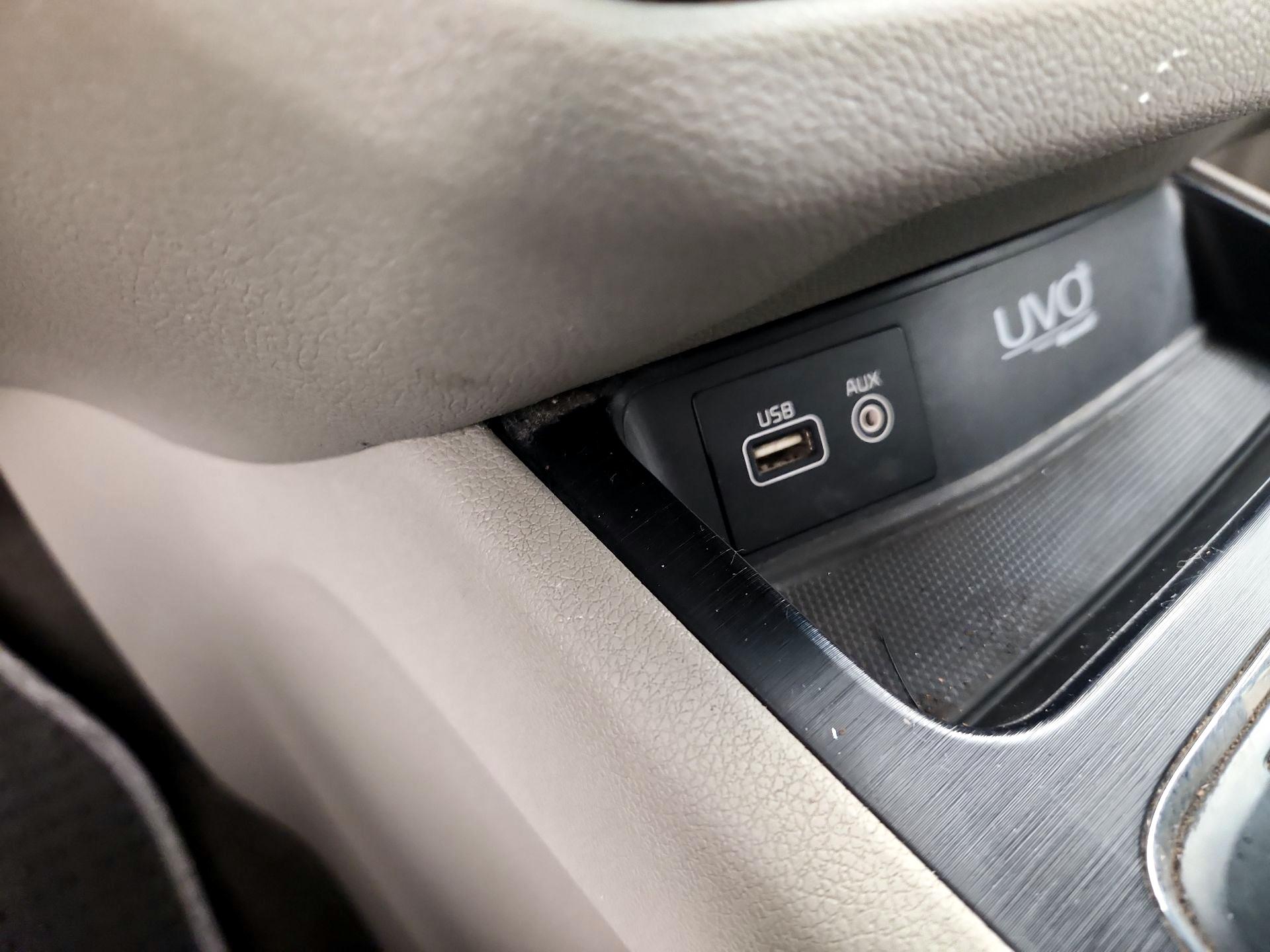 Thumbnail: 2016 Kia Sedona - 18