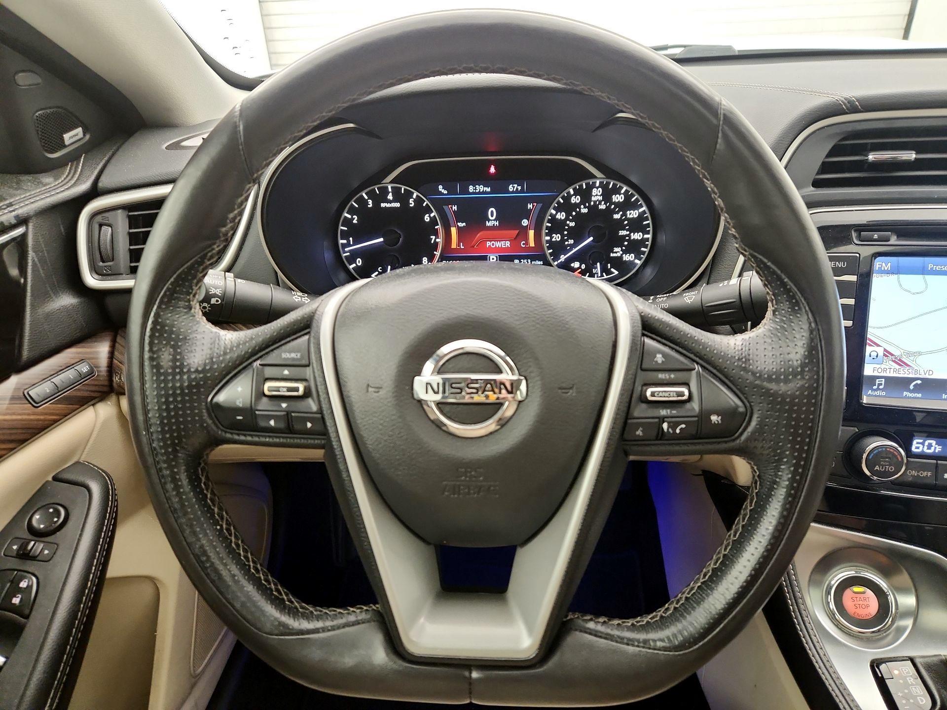 Thumbnail: 2017 Nissan Maxima - 10