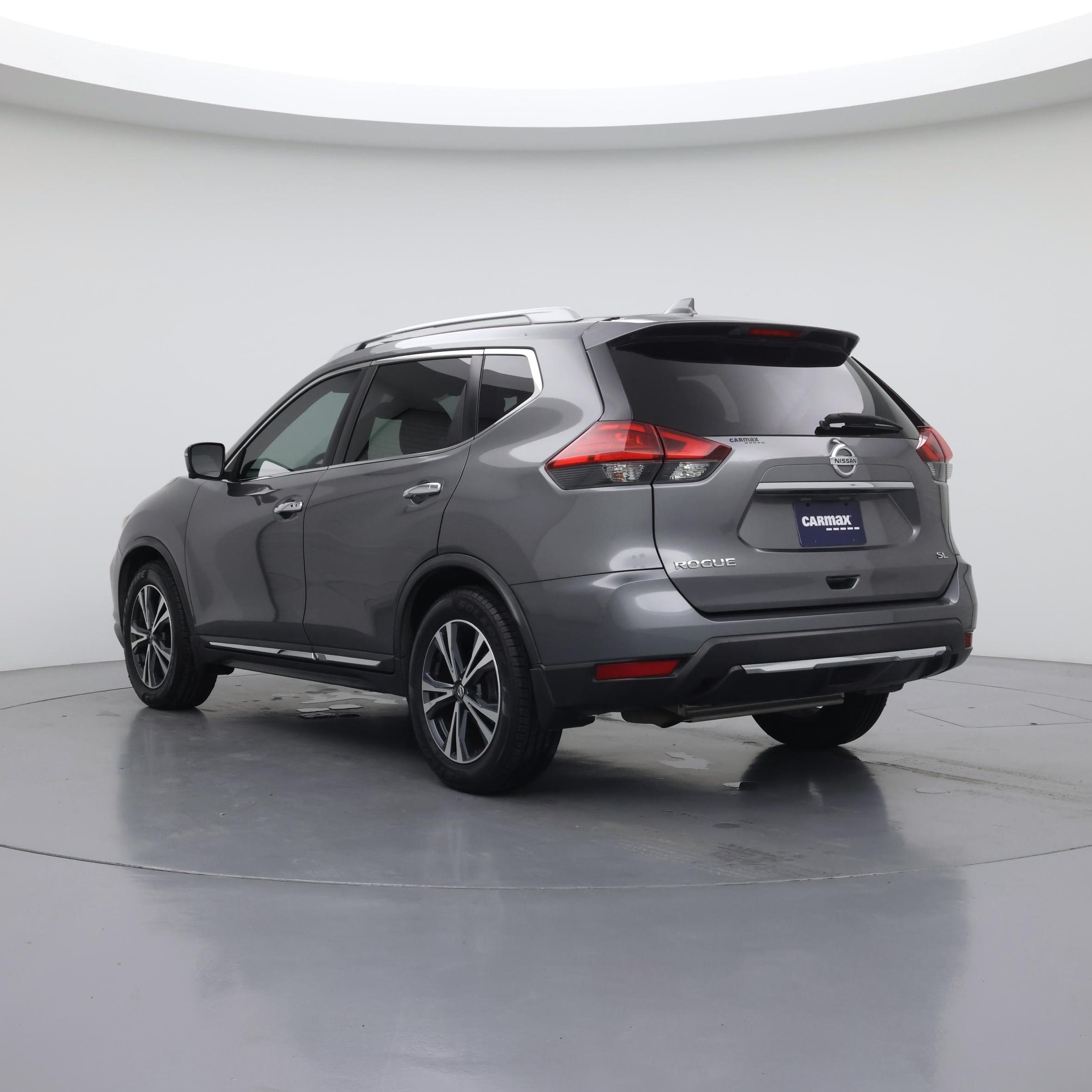 Thumbnail: 2017 Nissan Rogue - 2