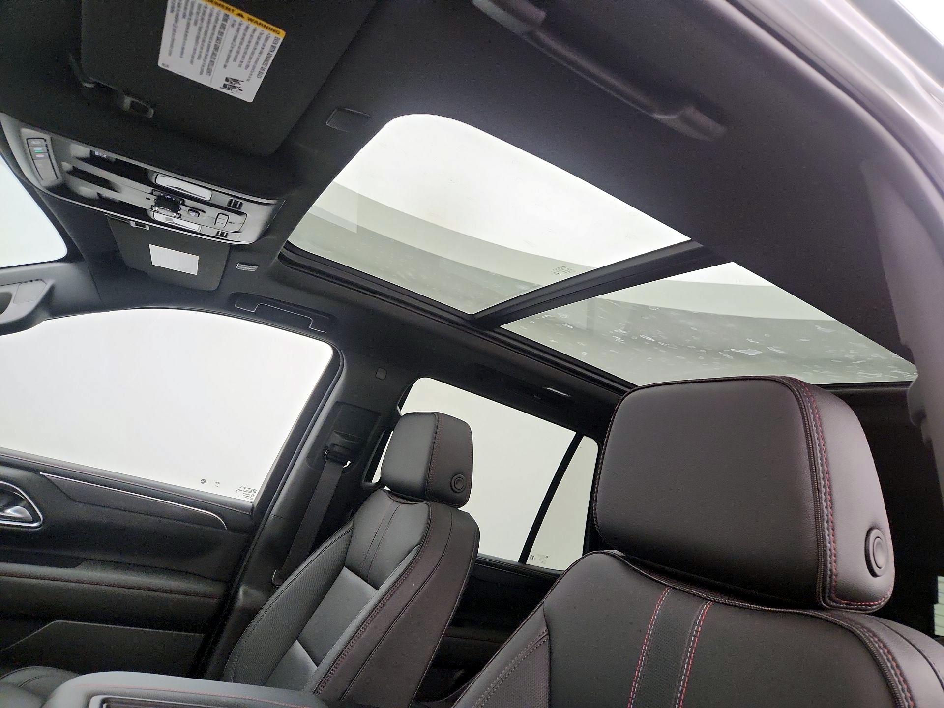 Thumbnail: 2024 Chevrolet Tahoe - 19