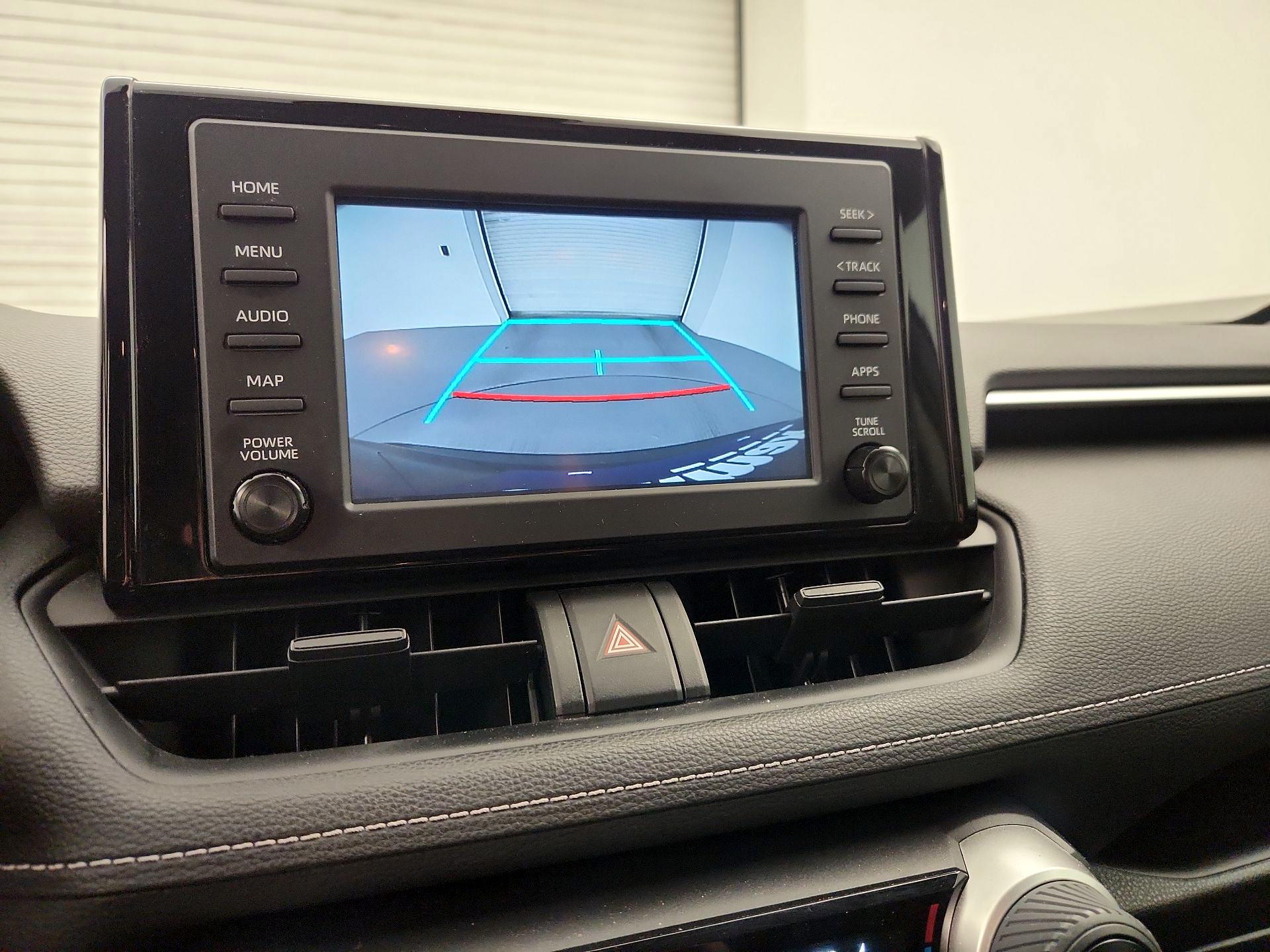 Thumbnail: 2019 Toyota RAV4 - 14