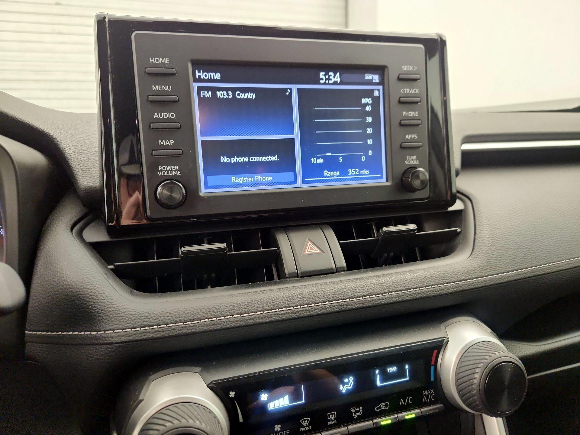 Thumbnail: 2019 Toyota RAV4 - 15