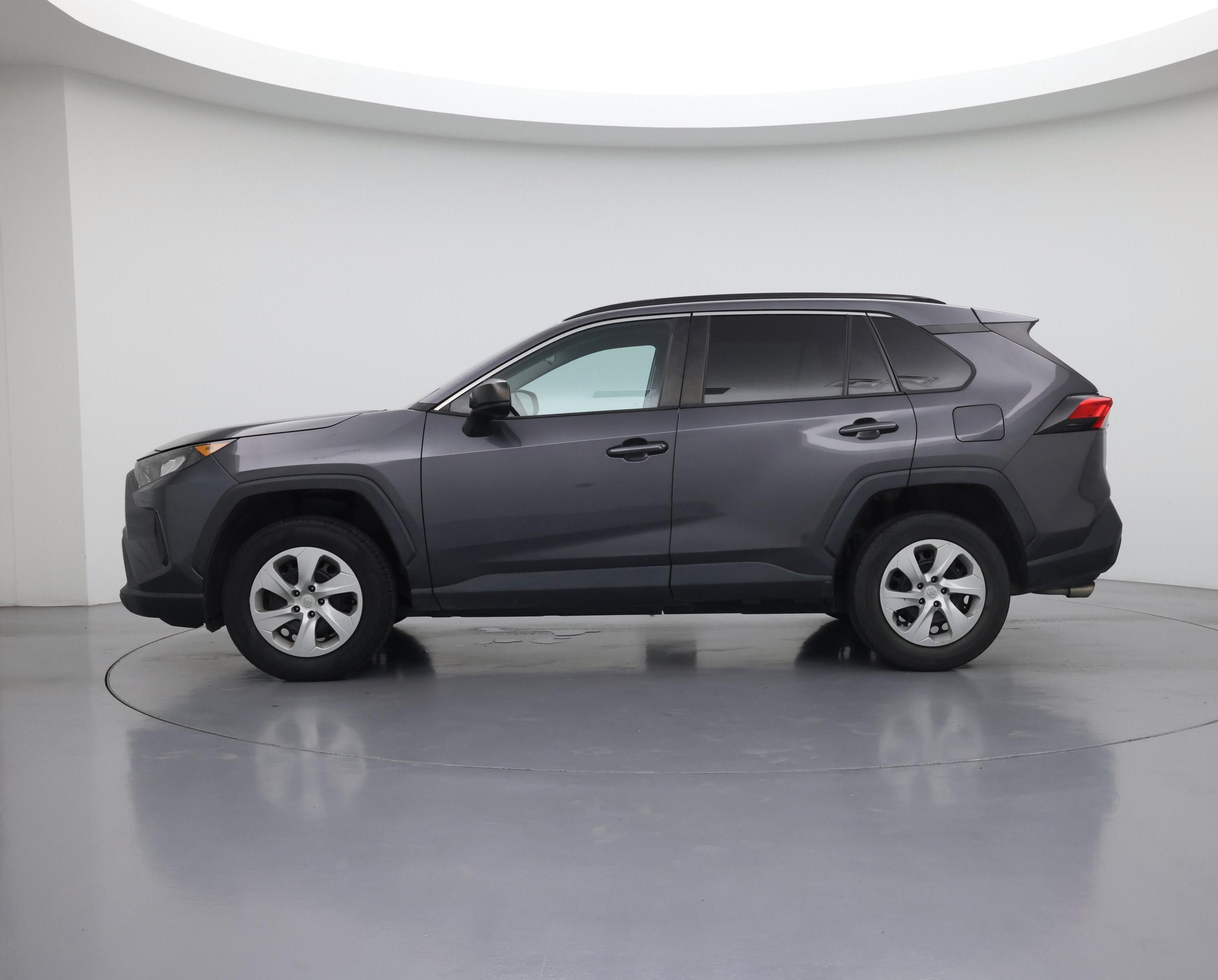 Thumbnail: 2019 Toyota RAV4 - 3