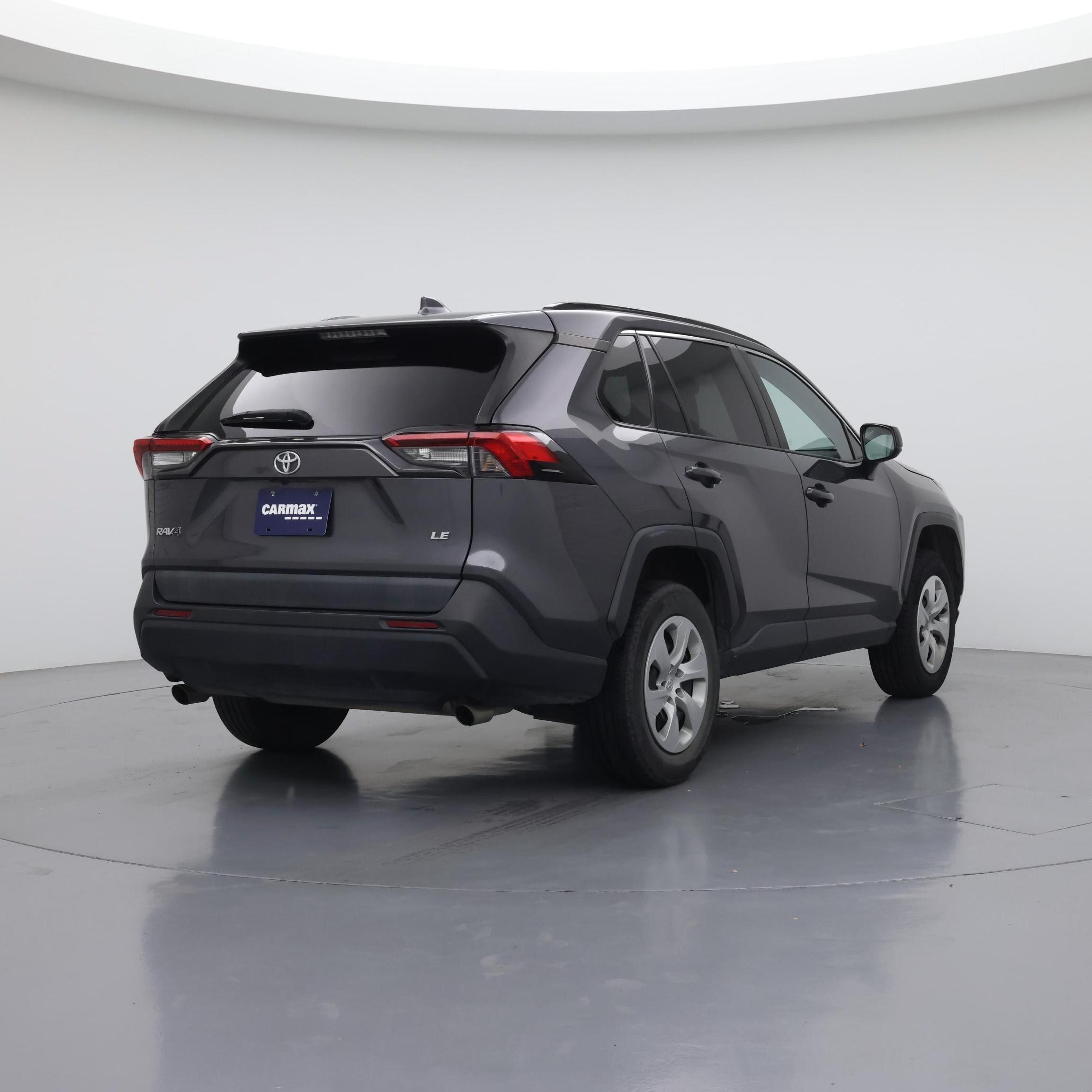 Thumbnail: 2019 Toyota RAV4 - 8