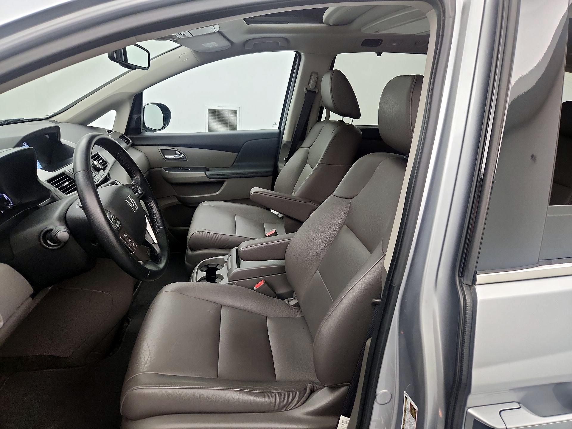 Thumbnail: 2017 Honda Odyssey - 11