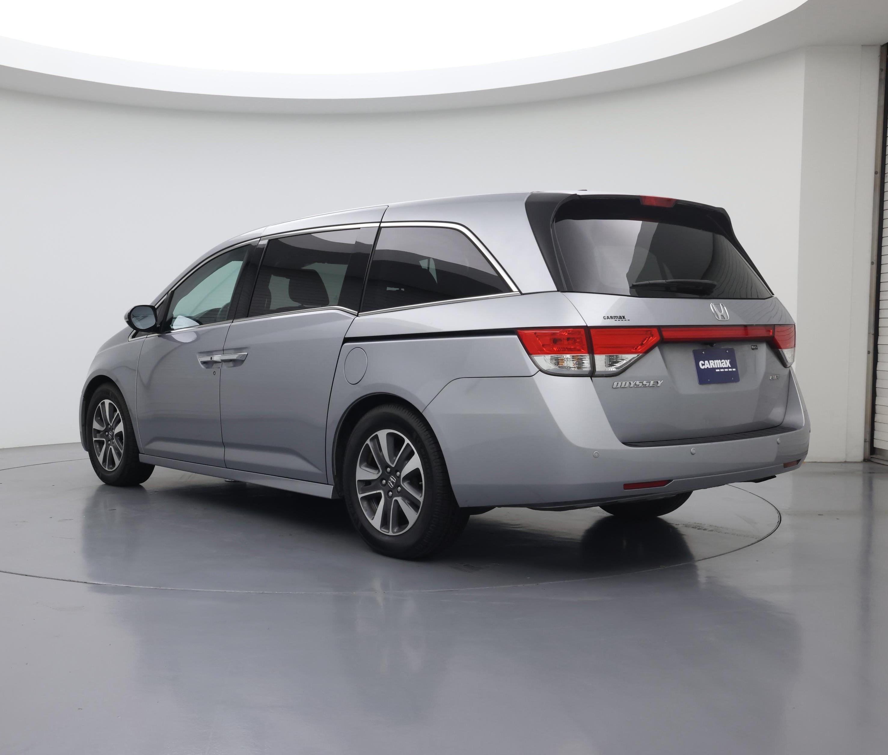 Thumbnail: 2017 Honda Odyssey - 2