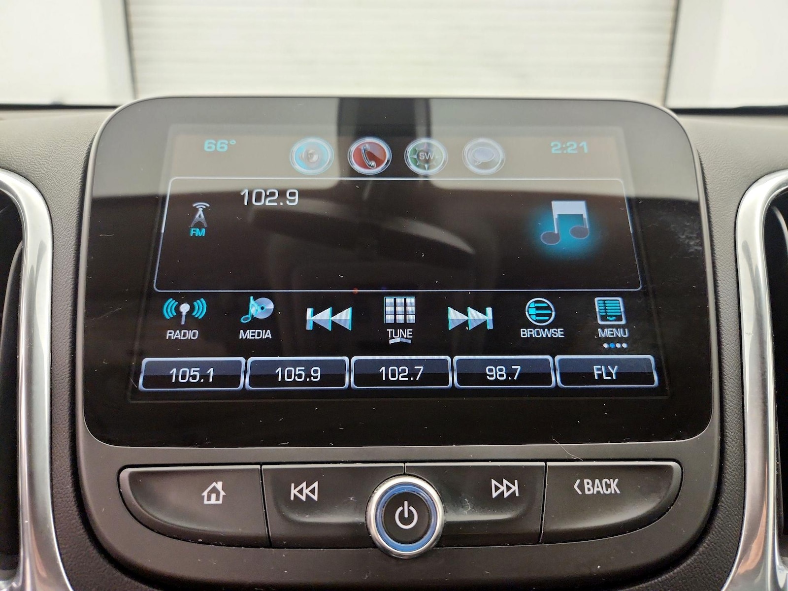 2018 Chevrolet Equinox LT - Photo 16
