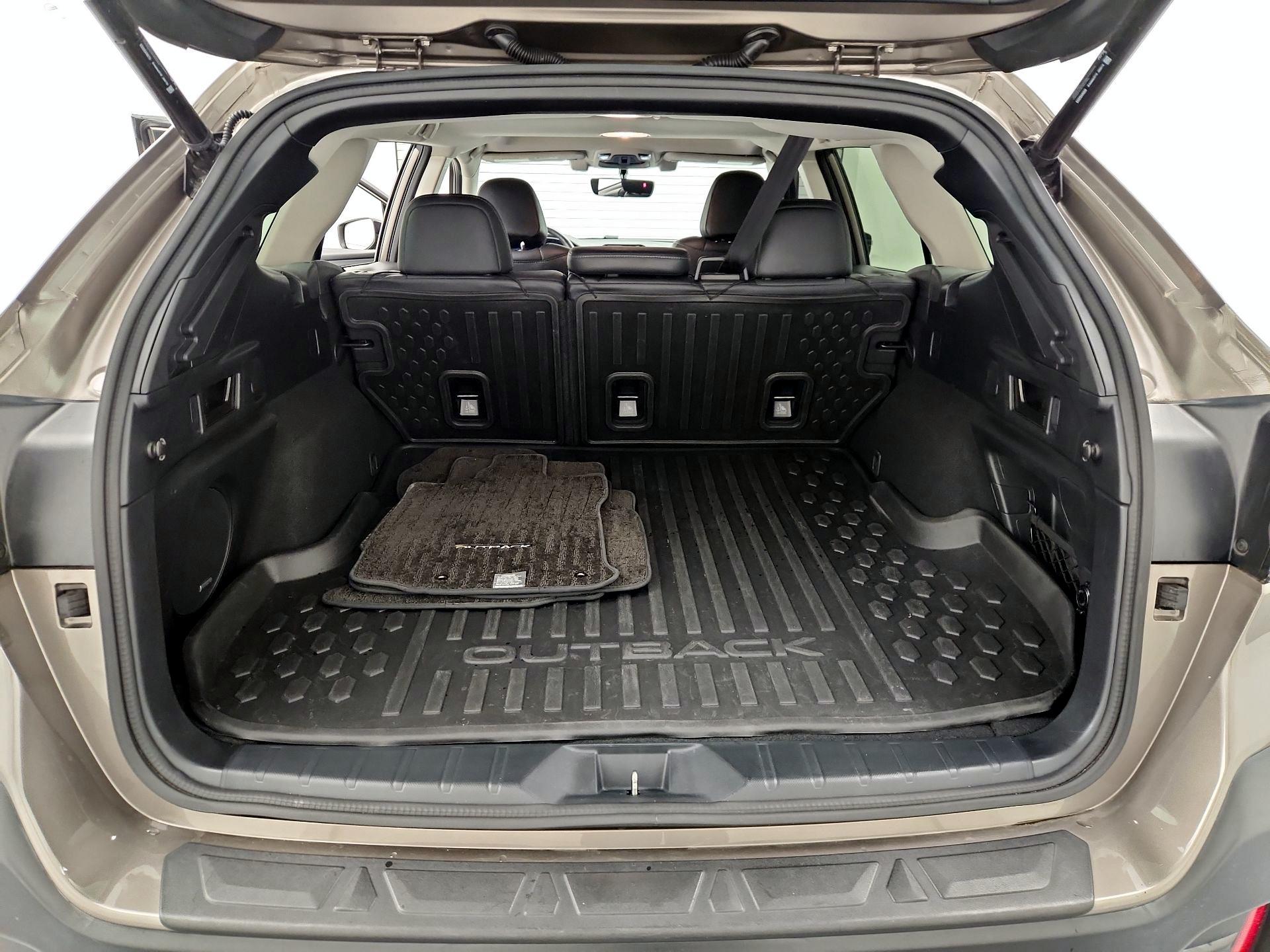 Thumbnail: 2022 Subaru Outback - 20