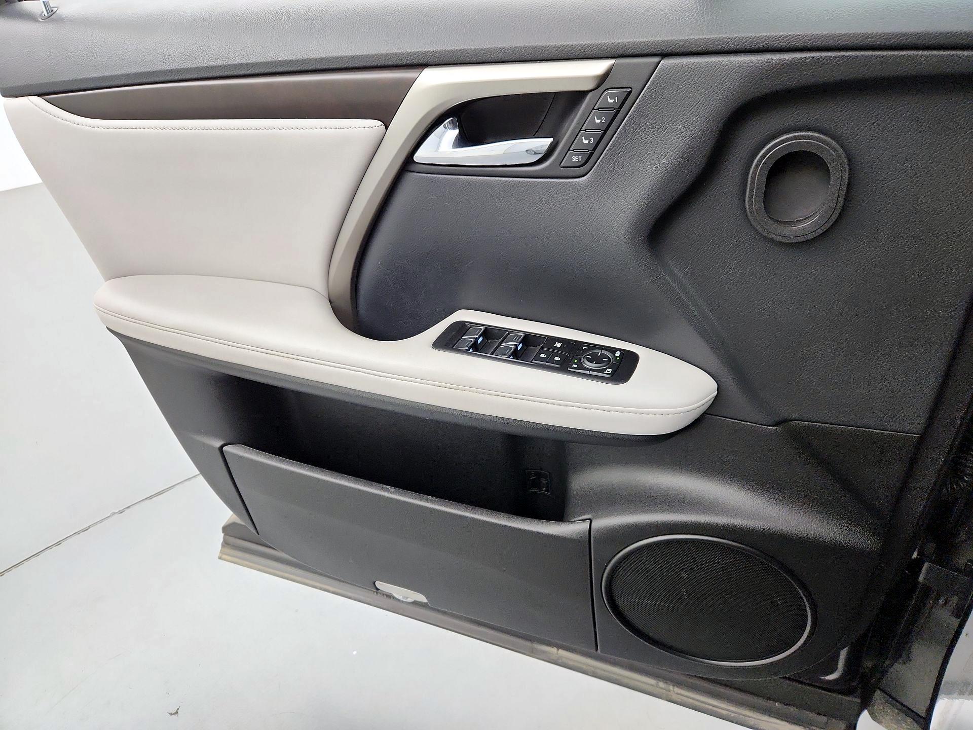 Thumbnail: 2022 Lexus RX - 12