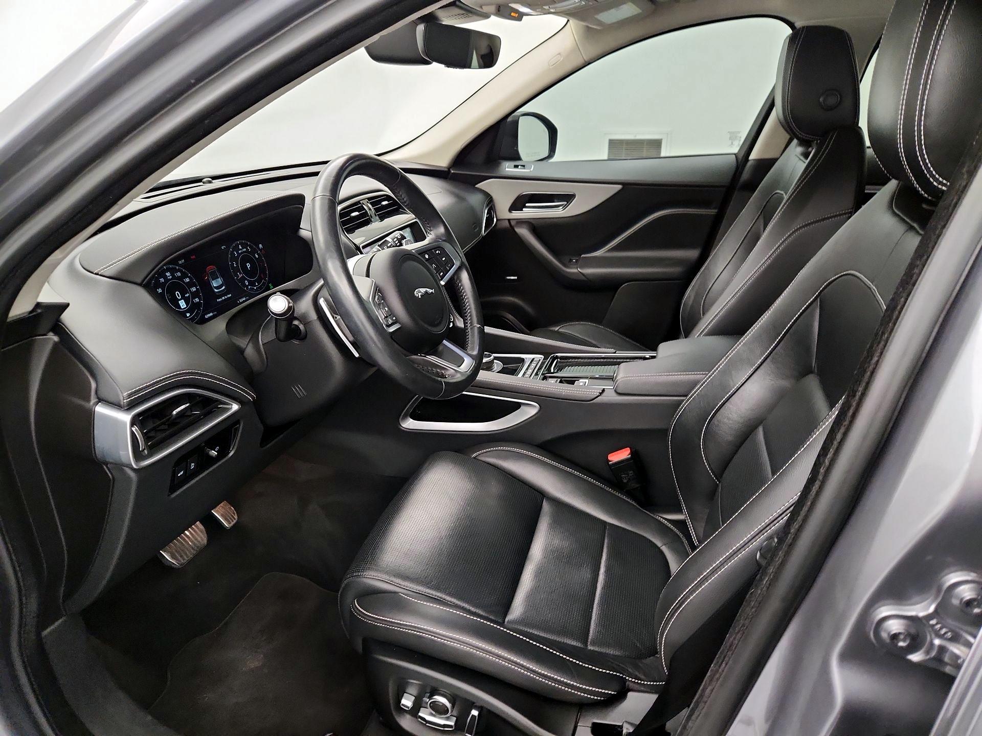 Thumbnail: 2020 Jaguar F-Pace - 11