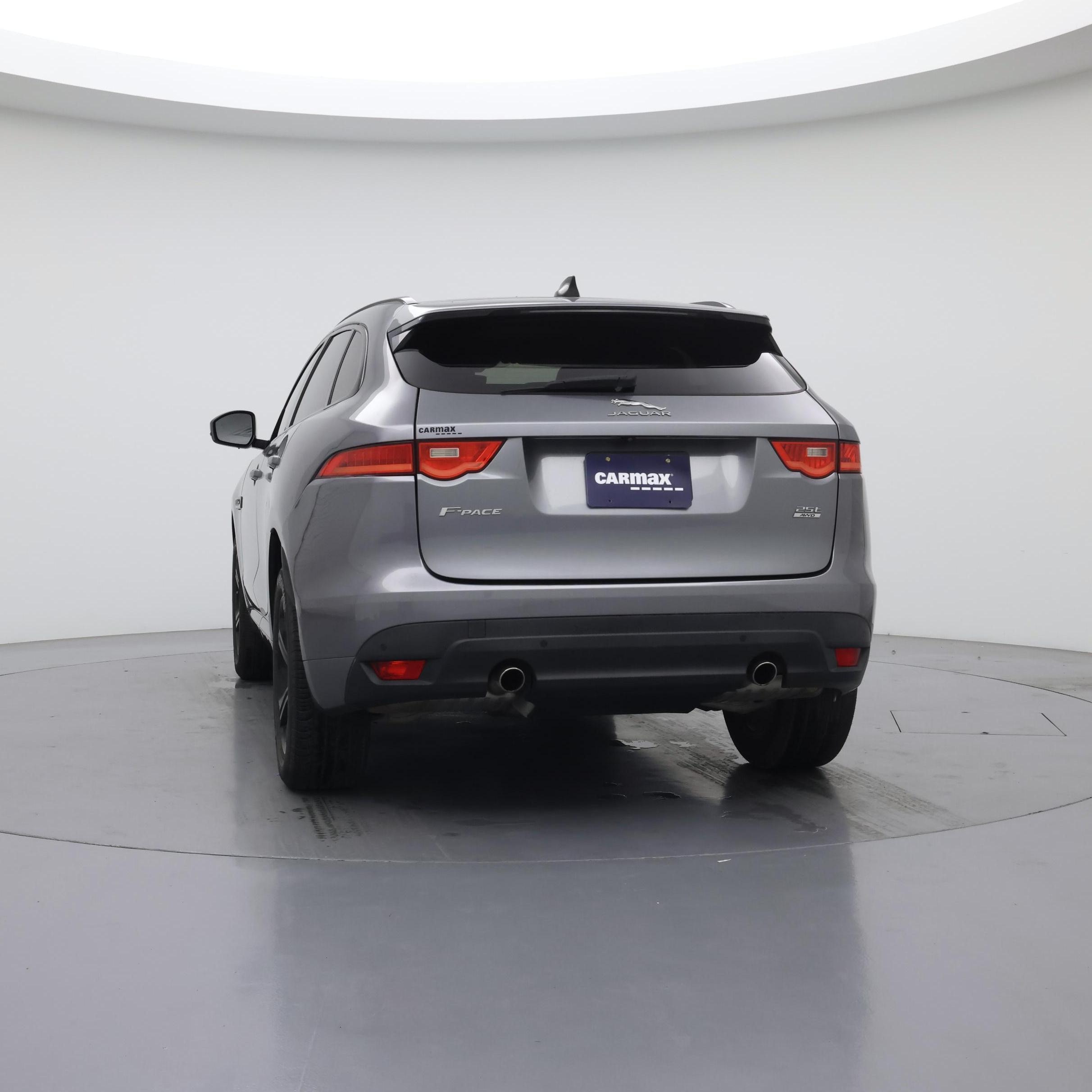 Thumbnail: 2020 Jaguar F-Pace - 6