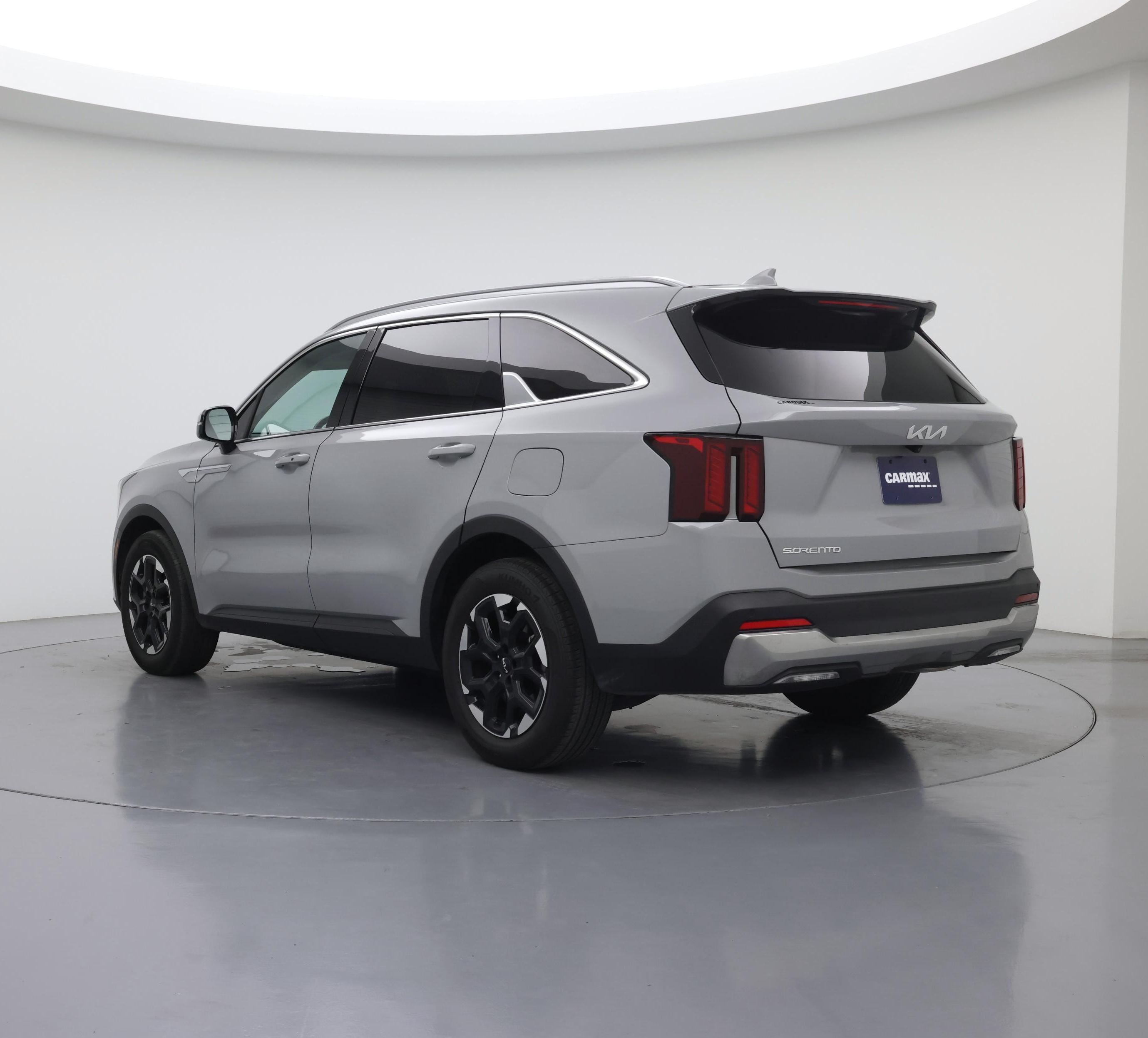 Thumbnail: 2024 Kia Sorento - 2