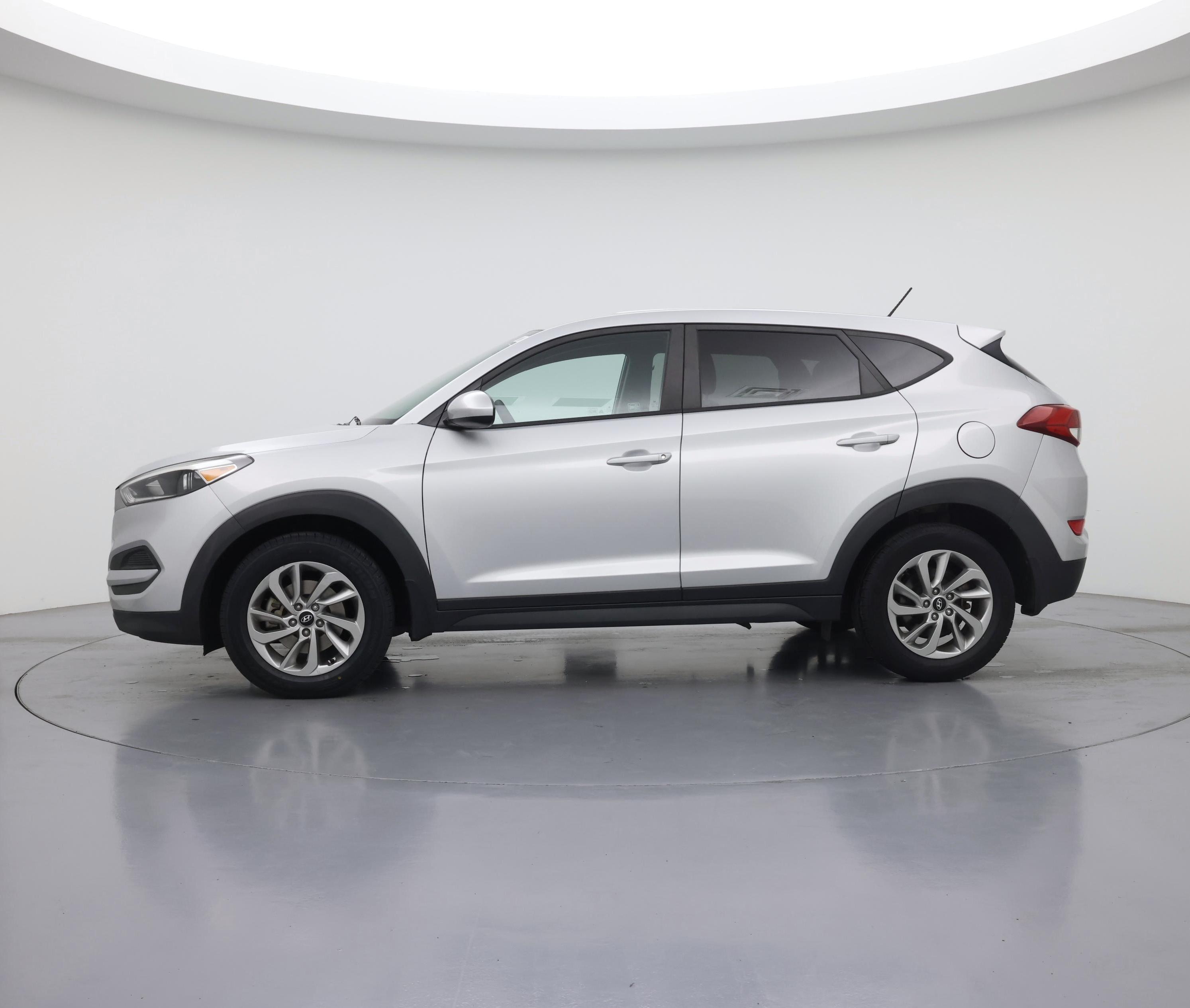 Thumbnail: 2018 Hyundai Tucson - 3