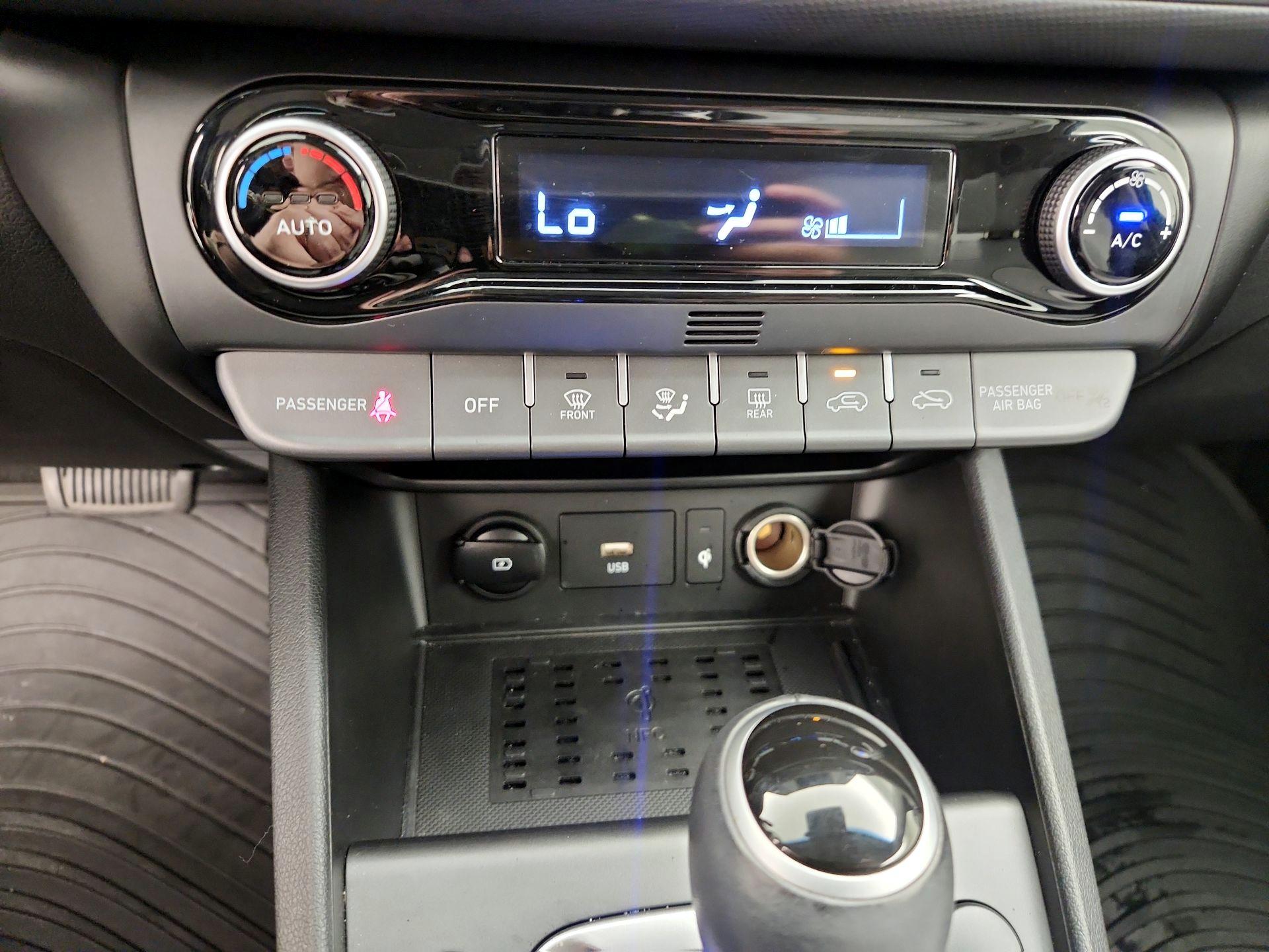 Thumbnail: 2022 Hyundai Kona - 16