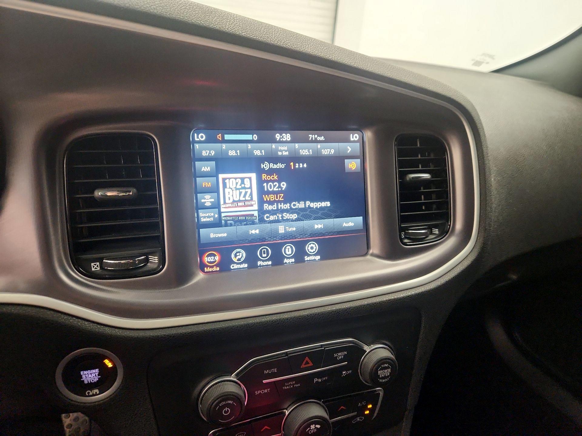 Thumbnail: 2020 Dodge Charger - 15