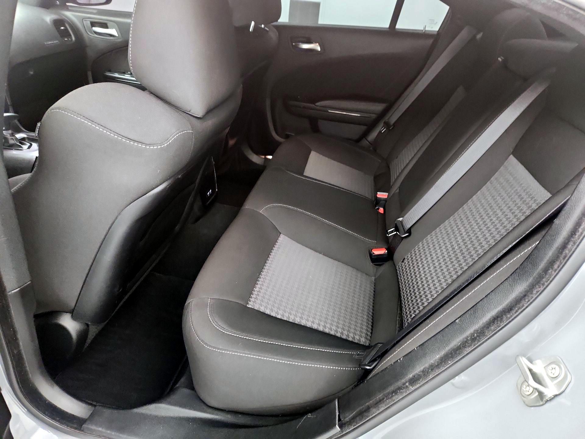 Thumbnail: 2020 Dodge Charger - 18